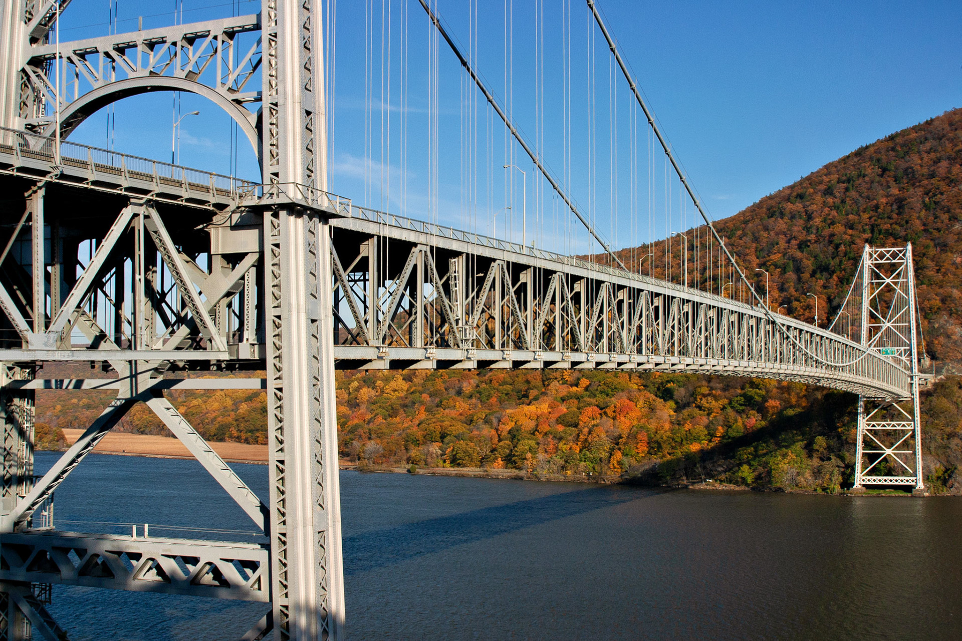 NY_HudsonValley_20021108_0024_PS