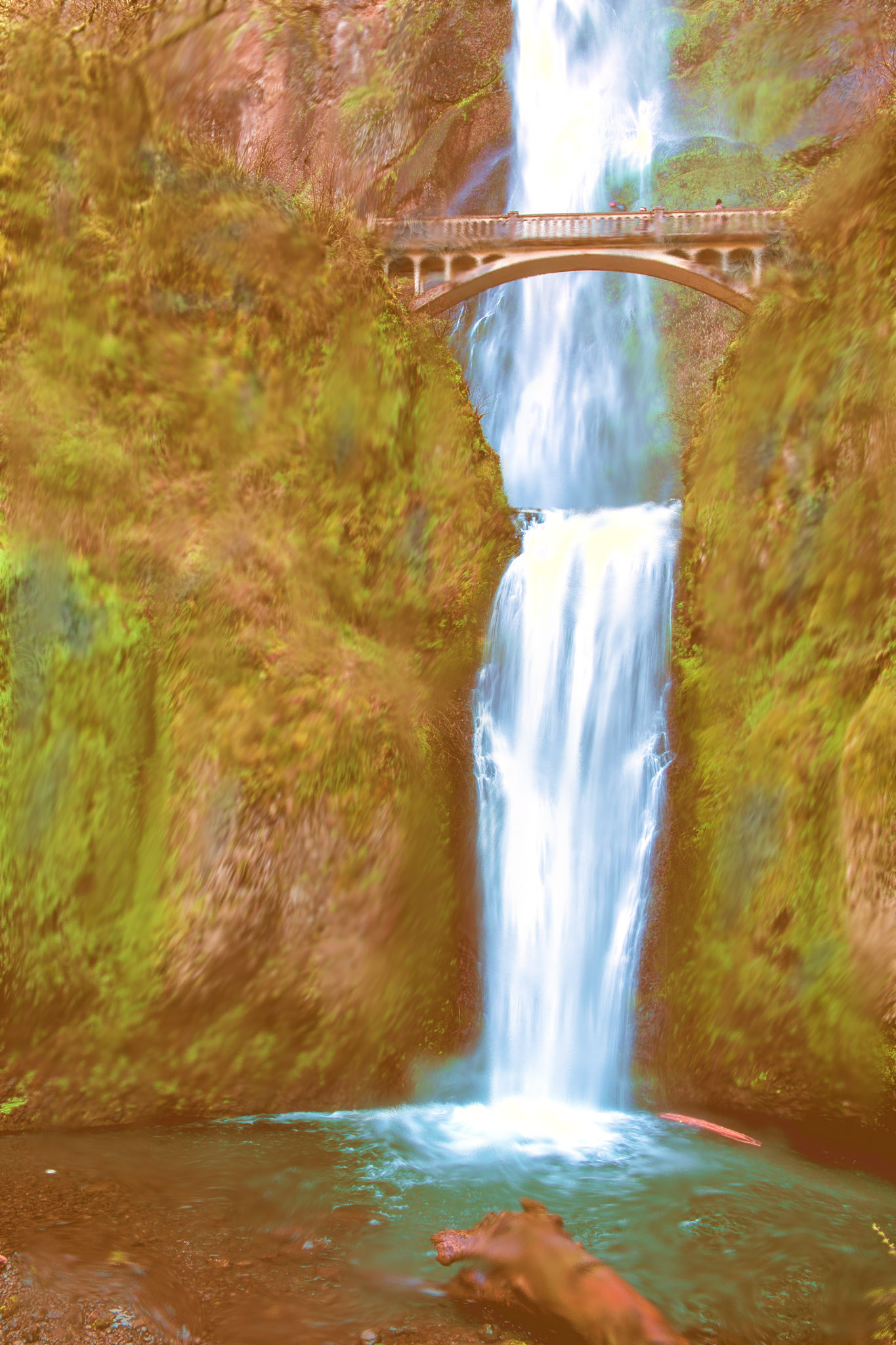 Painting_OR Columbia River Valley-331-ChalkSatDiffBlur