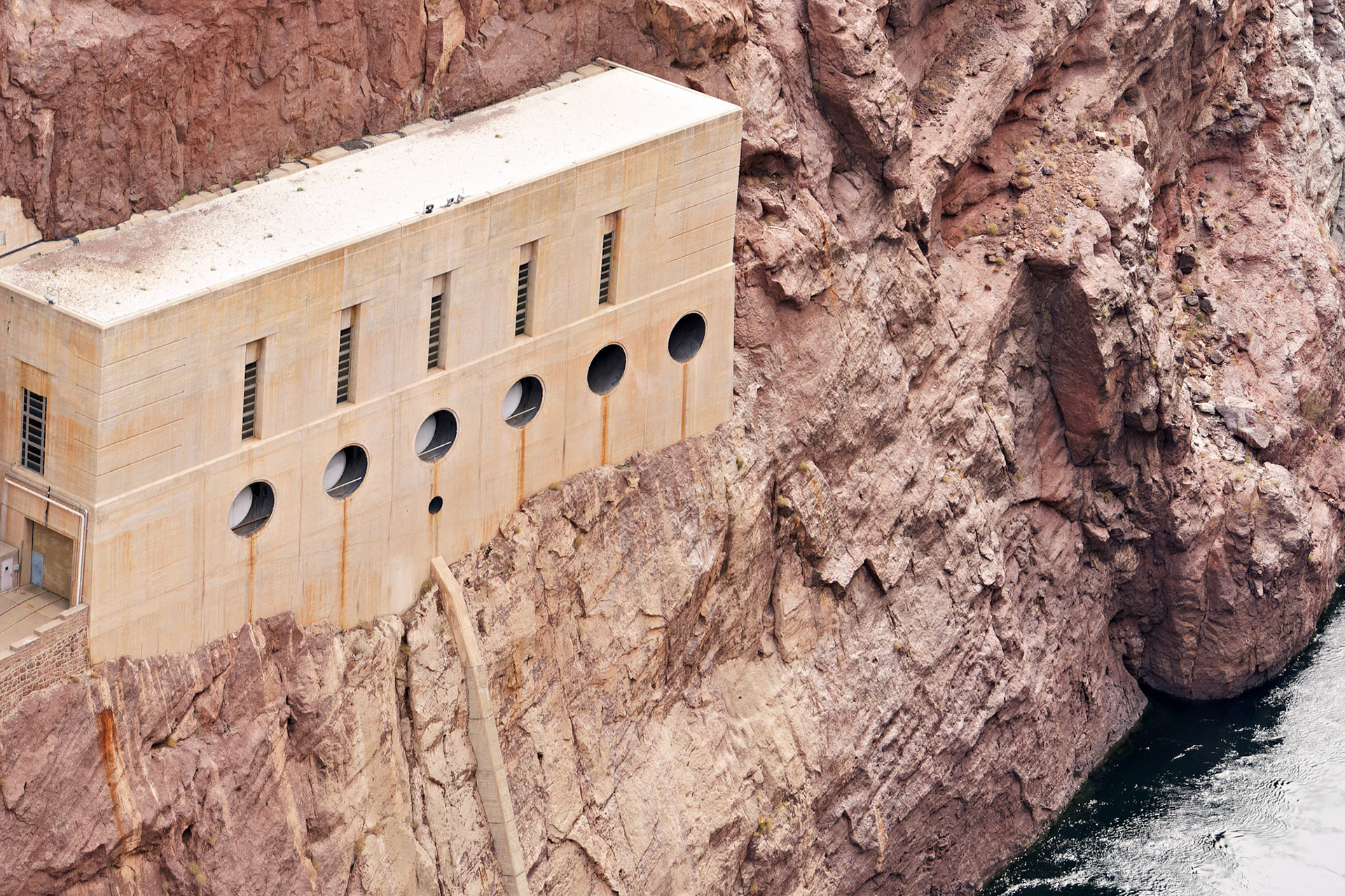 NV_HooverDam_20120314_0122_PS