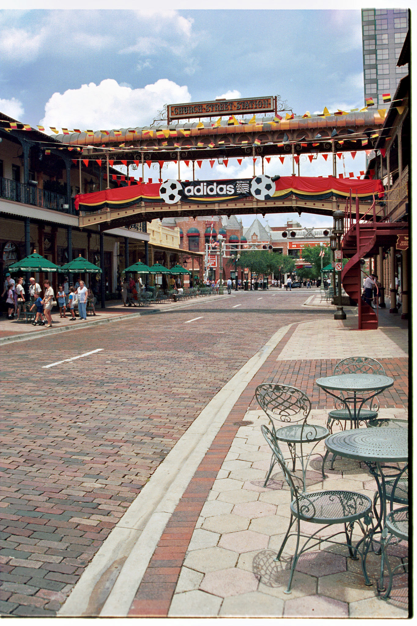 FL_Disney_20071031_0025_PS