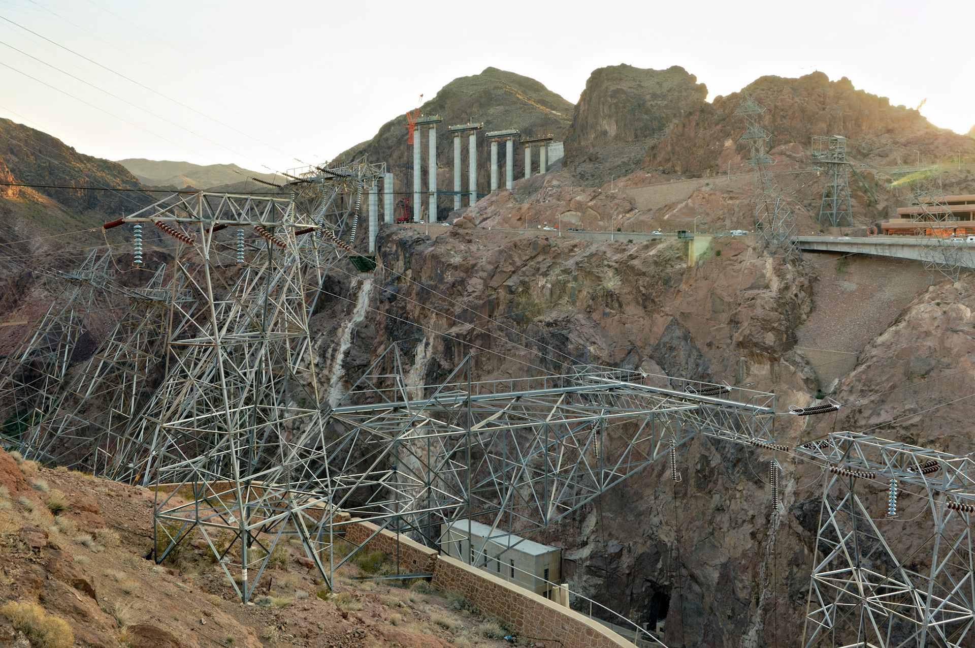 NV_HooverDam_20070530_0046_PS.tif