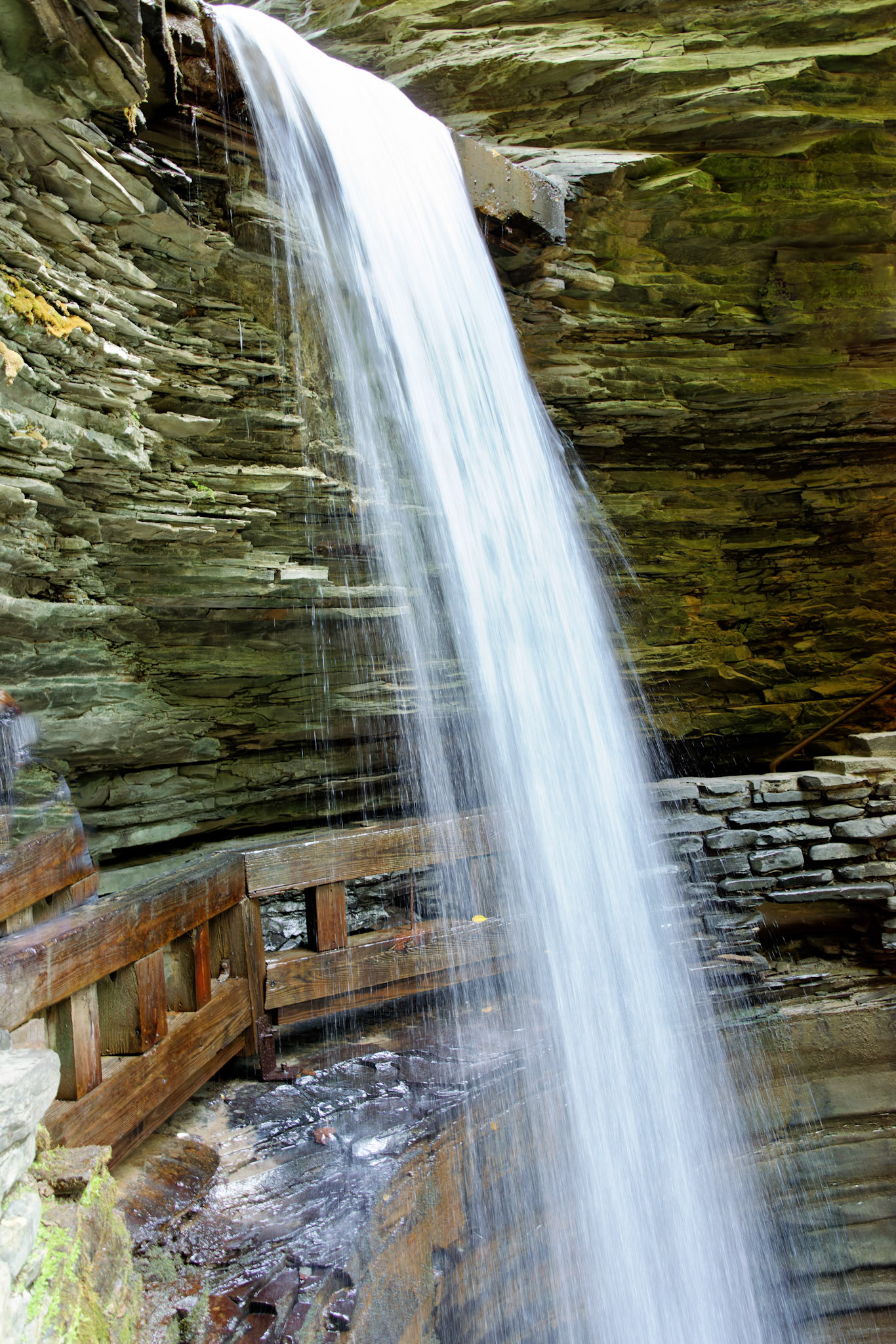 NY_FingerLakes_20120927_0108_PS