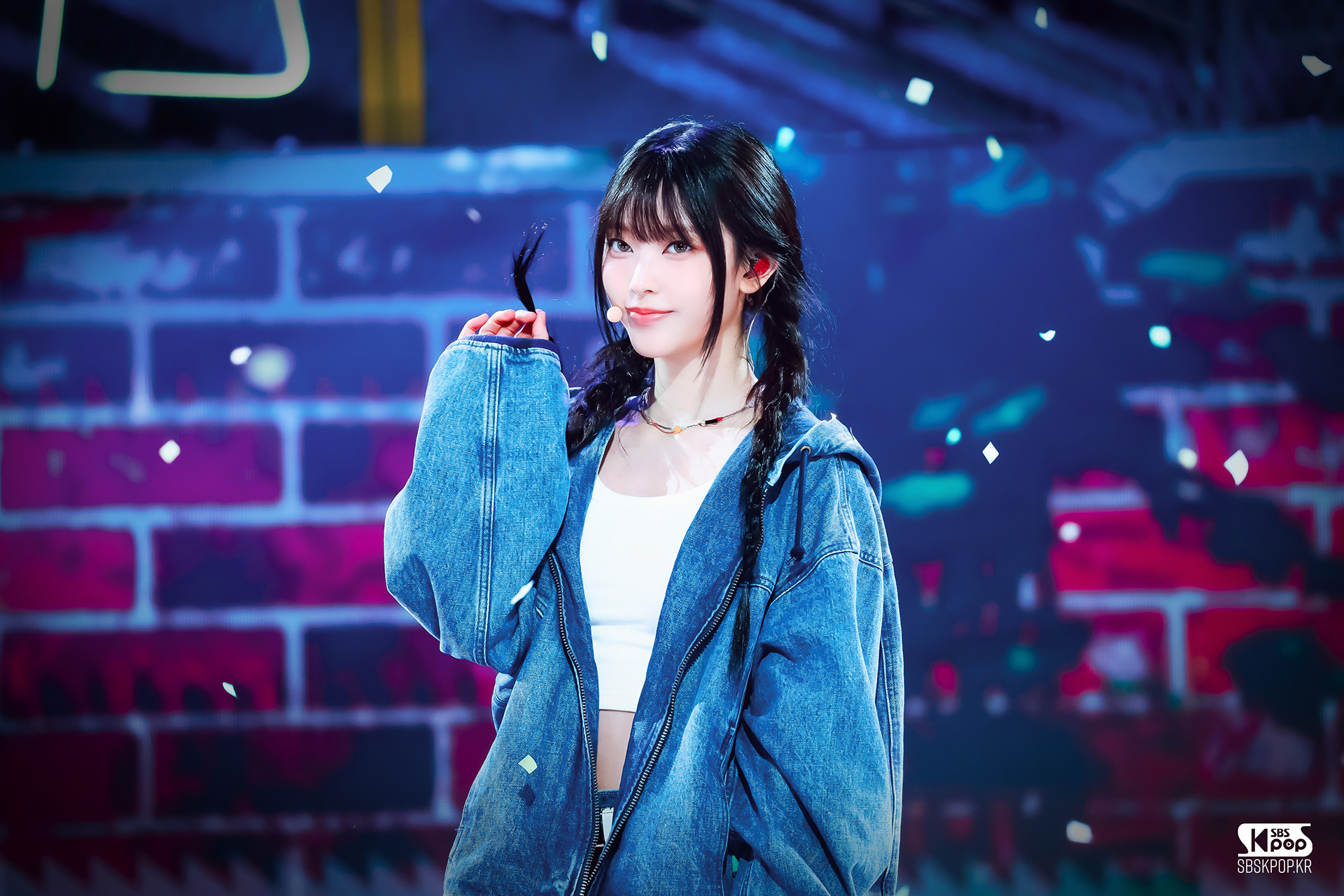 스브스케이팝매거진 - NEW JEANS
