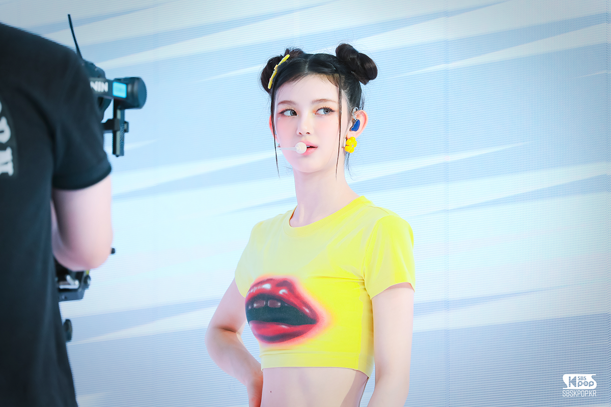 스브스케이팝매거진 - NewJeans