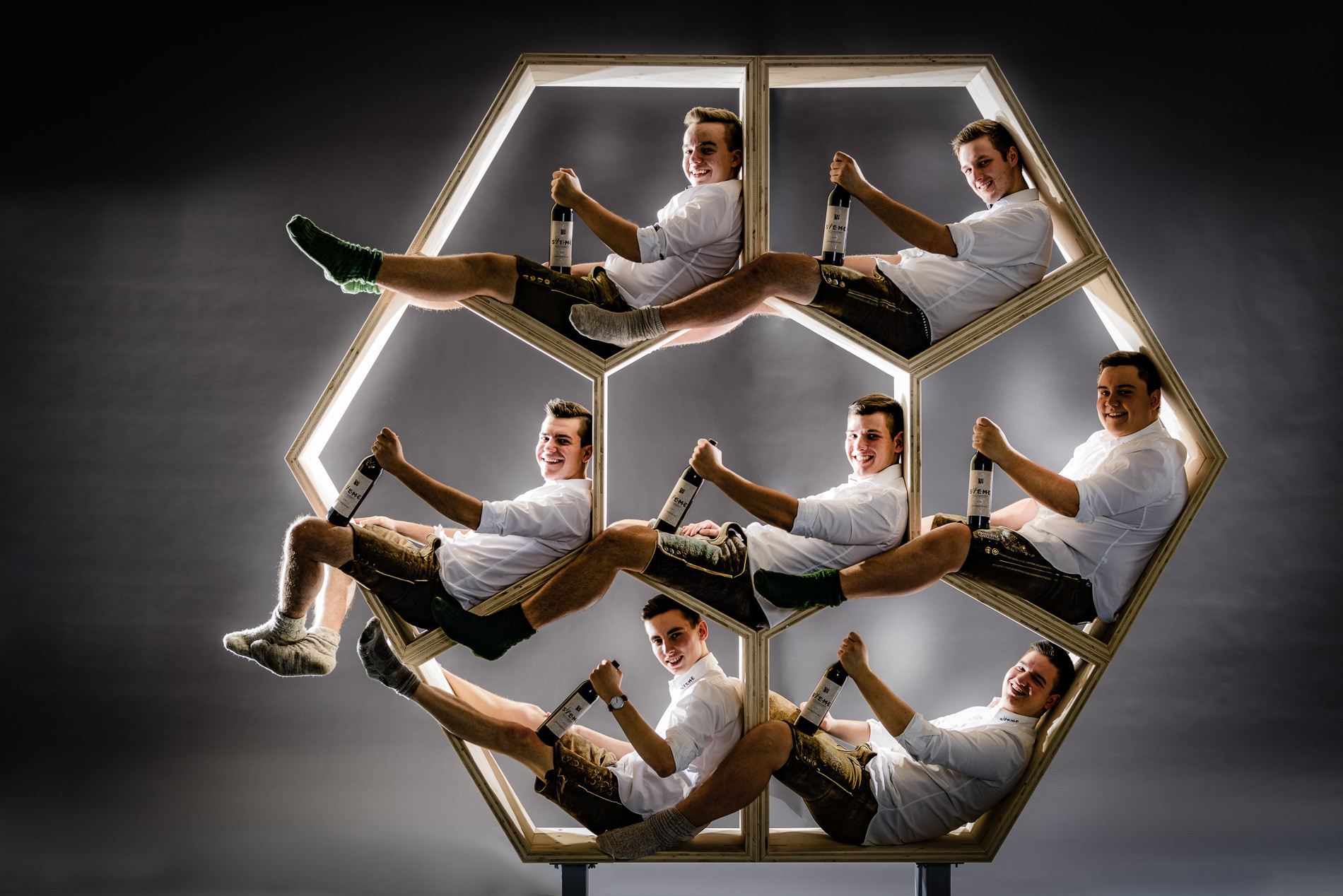 Die 7 Jungwinzer in Ihrem "Karton"
