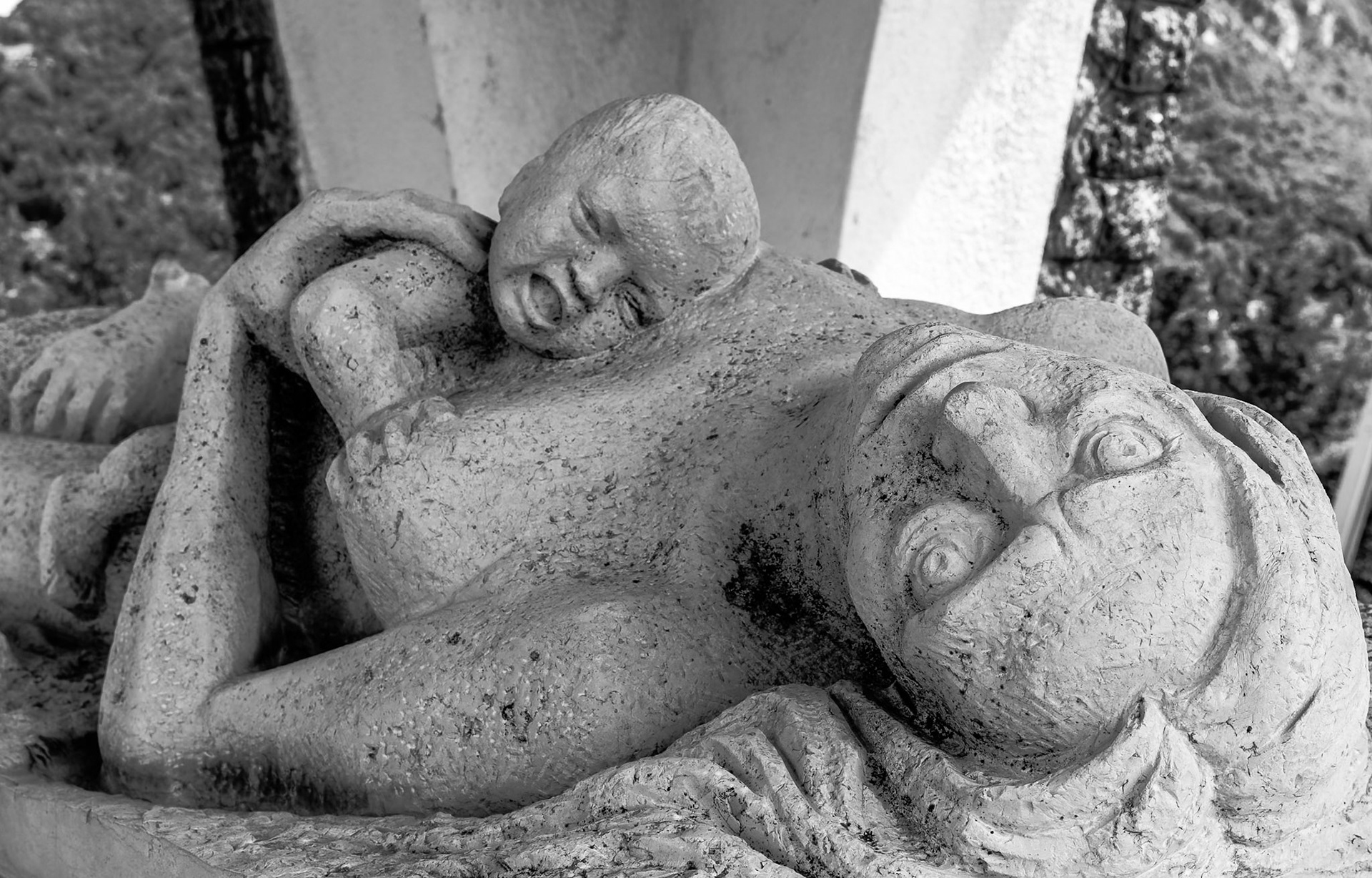 Scultura di Vincenzo Gasperetti - Col di Cava - 12 agosto 1944