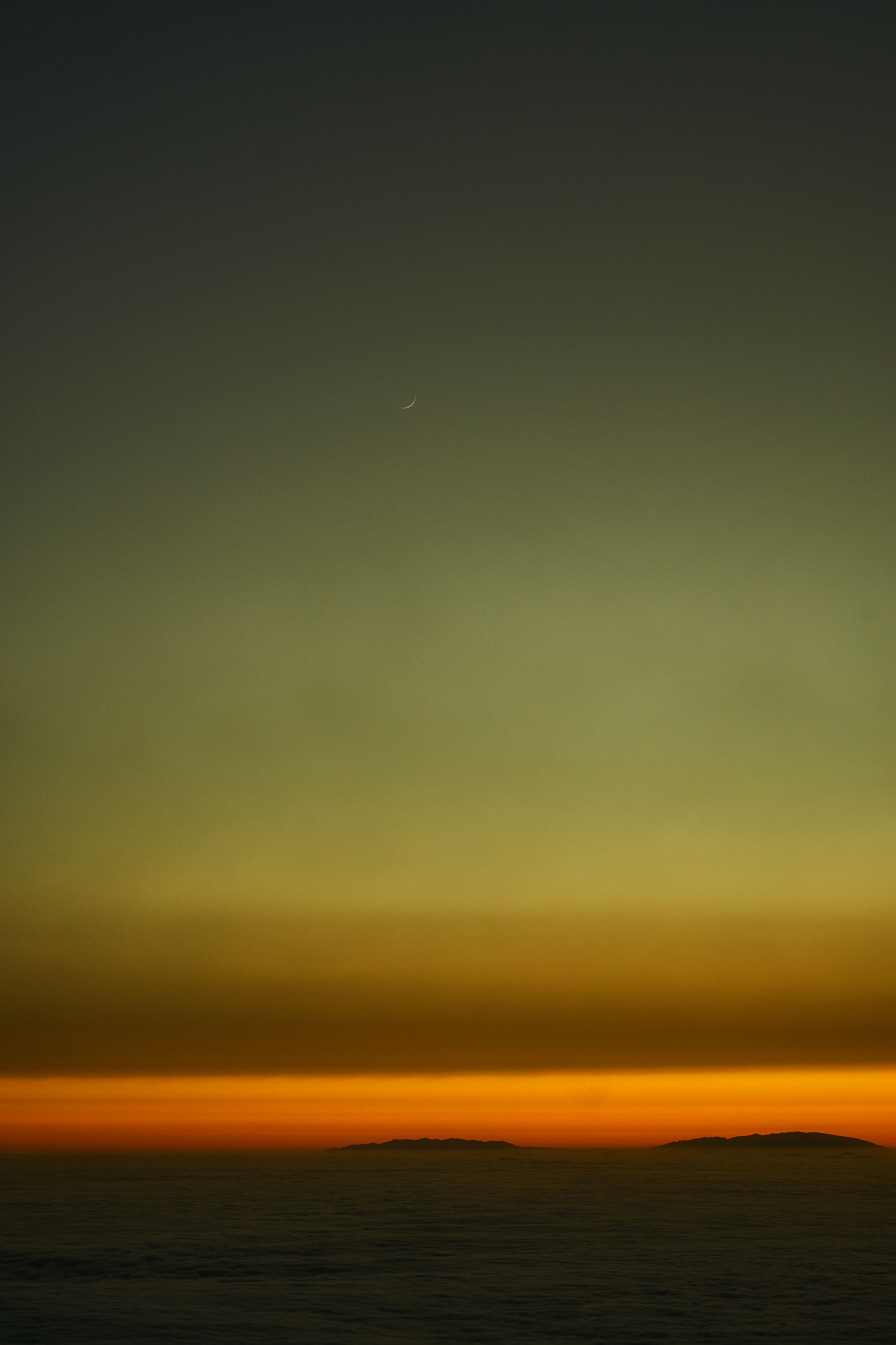 tenerife (ISLAS CANARIAS)  Camera: Sony ilce-7m2-  Lens: 28-70 (64 mm) - Aperture: f/5,6 - Exposure Time: (1/160) - ISO 400 - Date Taken: 2022-07-30 21:11