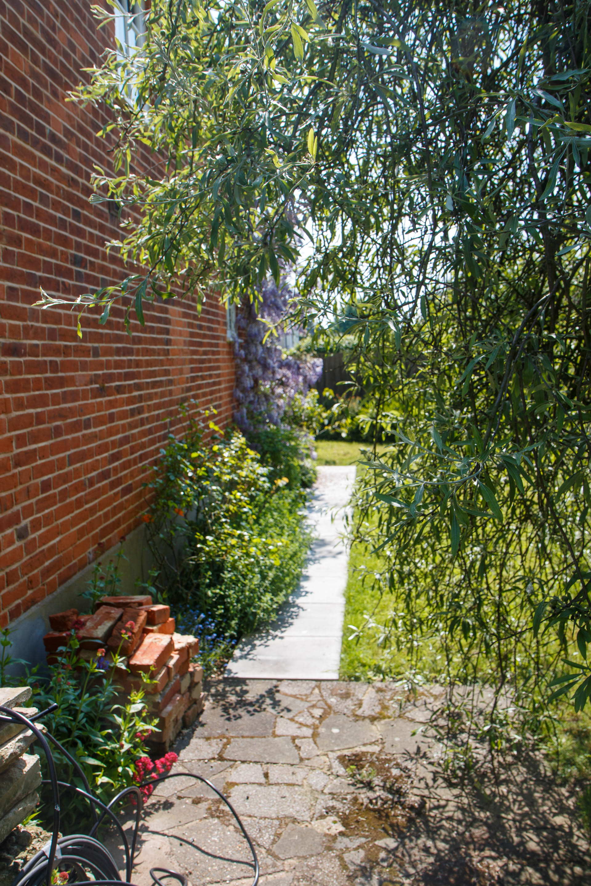 To Entrance
