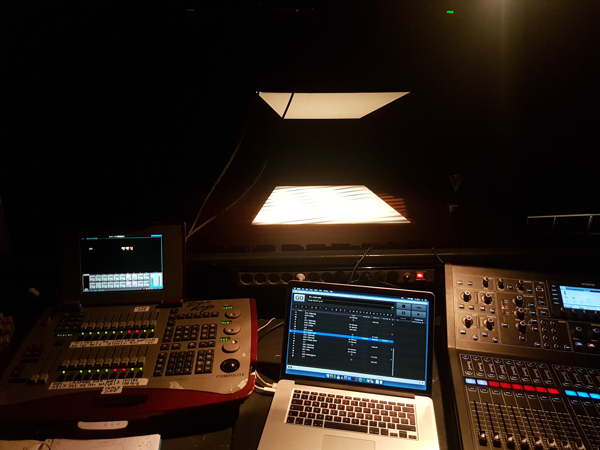 Op tour als licht en geluids assistent - Frascati stage