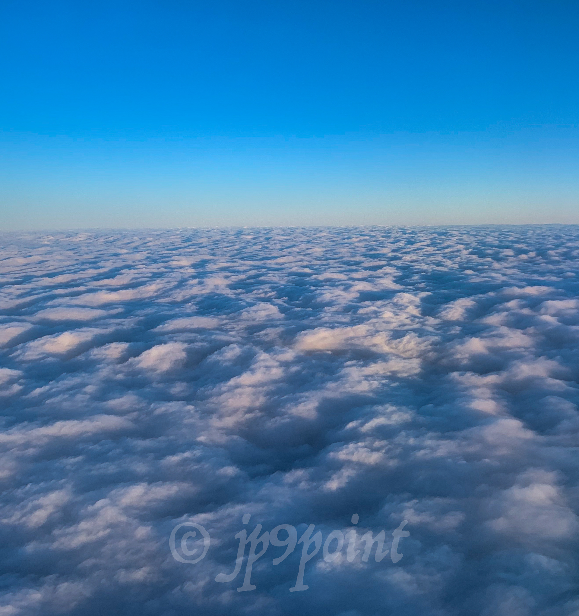 Precious view of the cloud roof over the world.