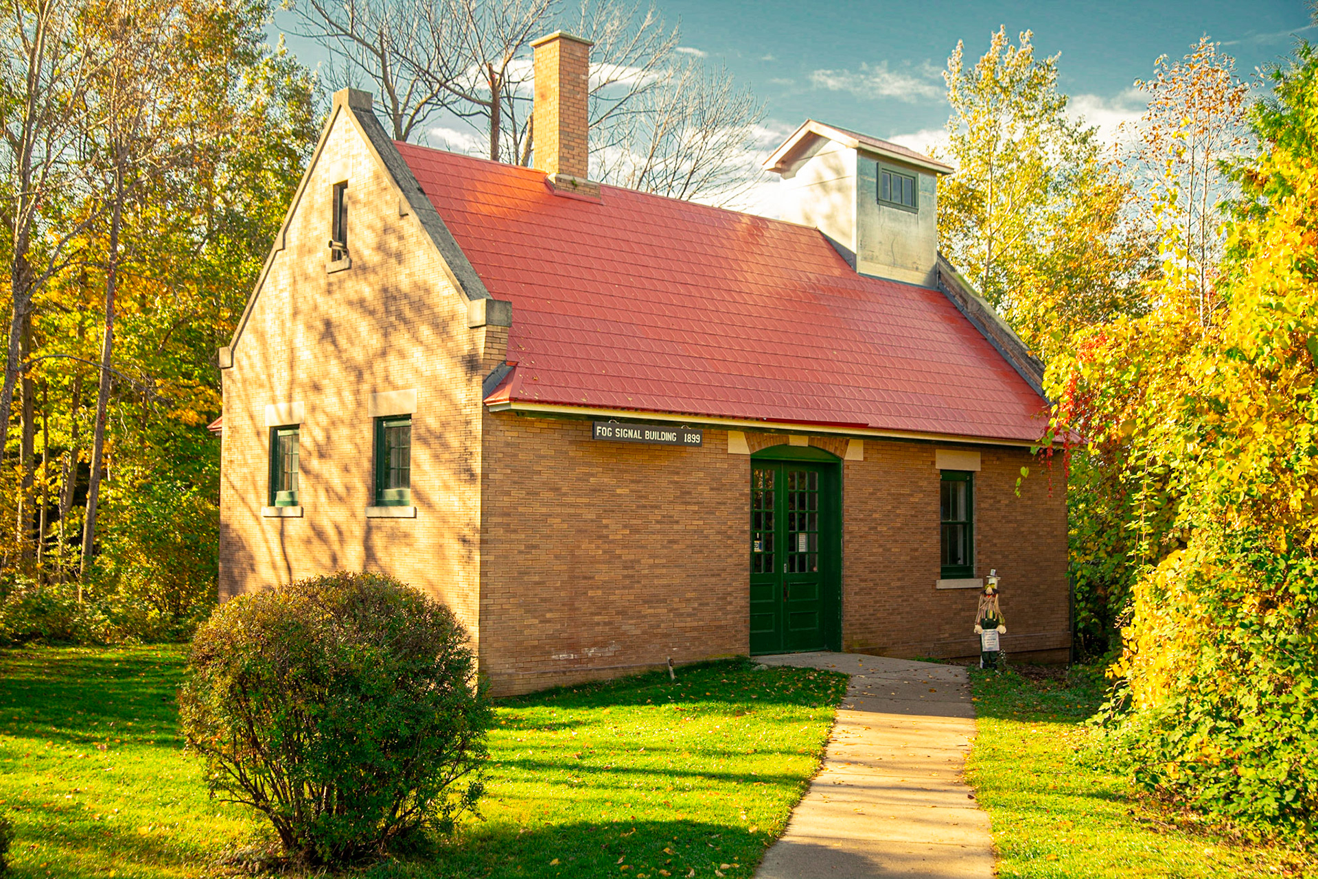 Grand Traverse Lighthouse 2