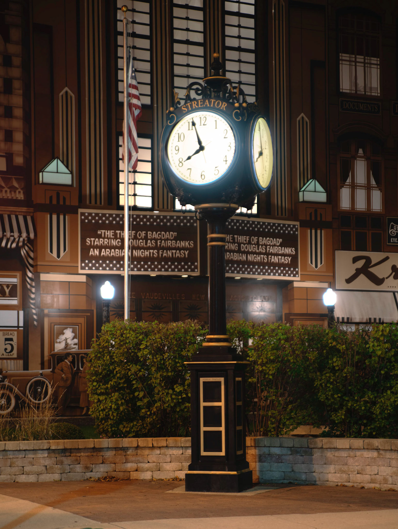 Streator IL at night clock