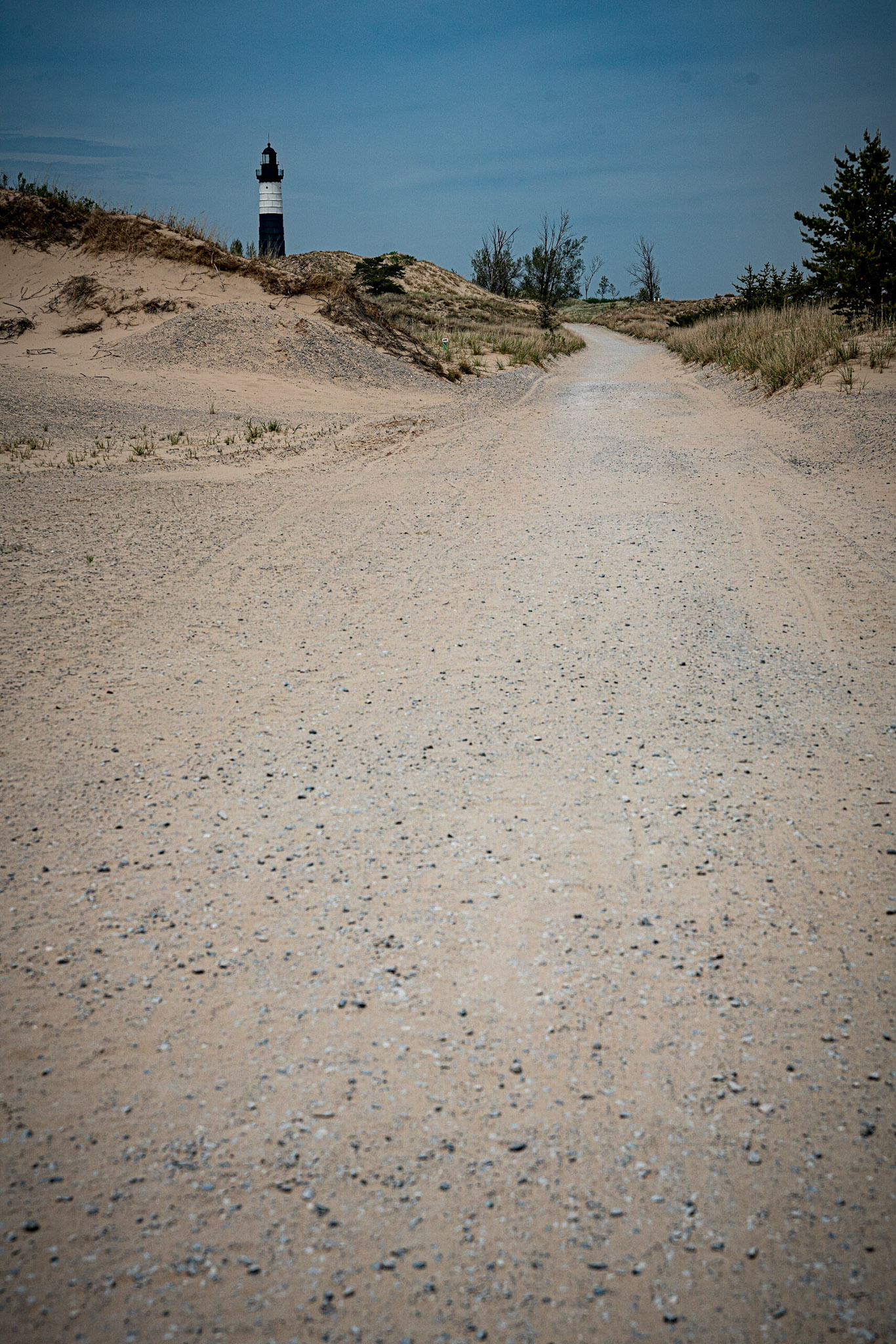 1/2 mile to lighthouse