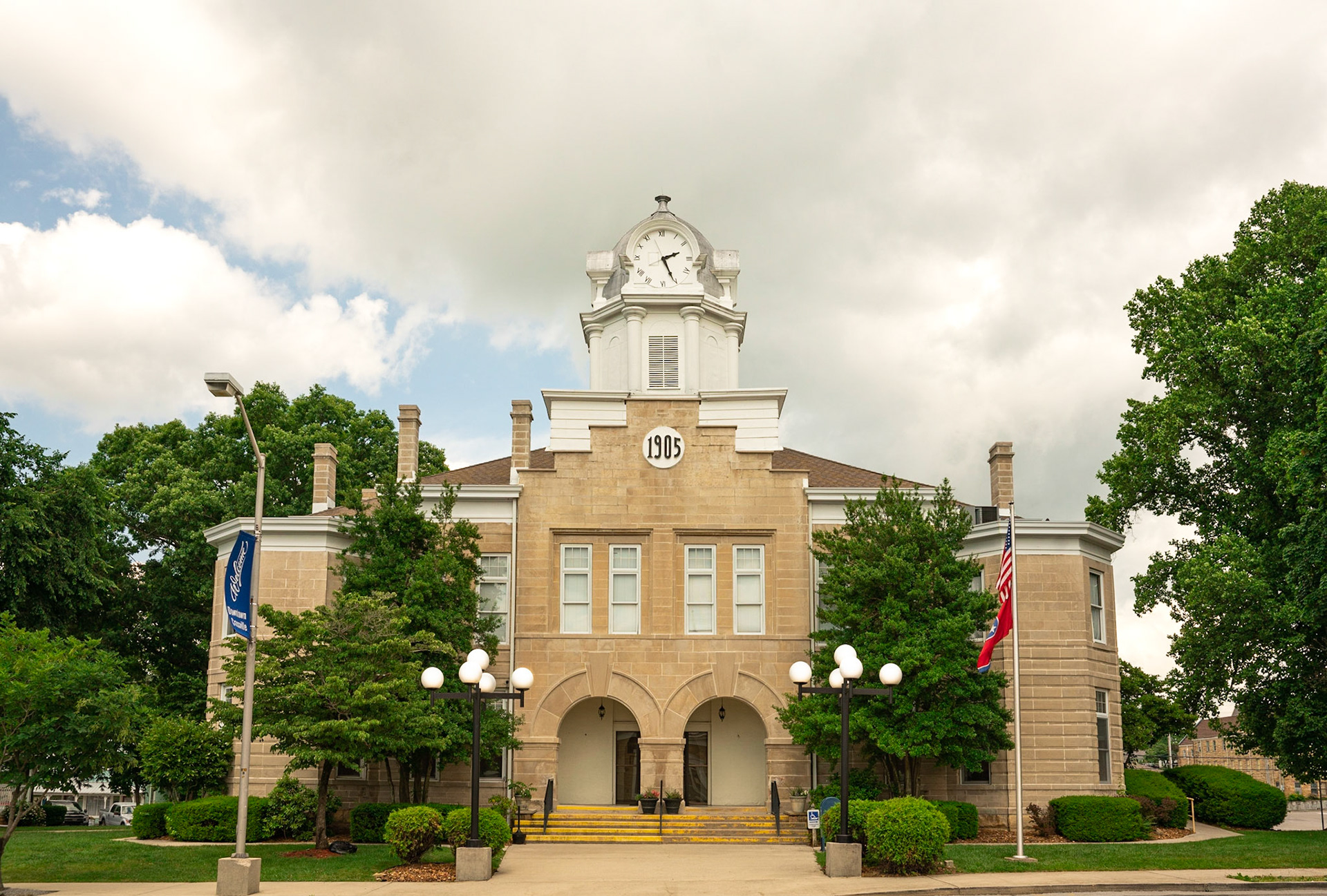 Crossville TN Courthouse