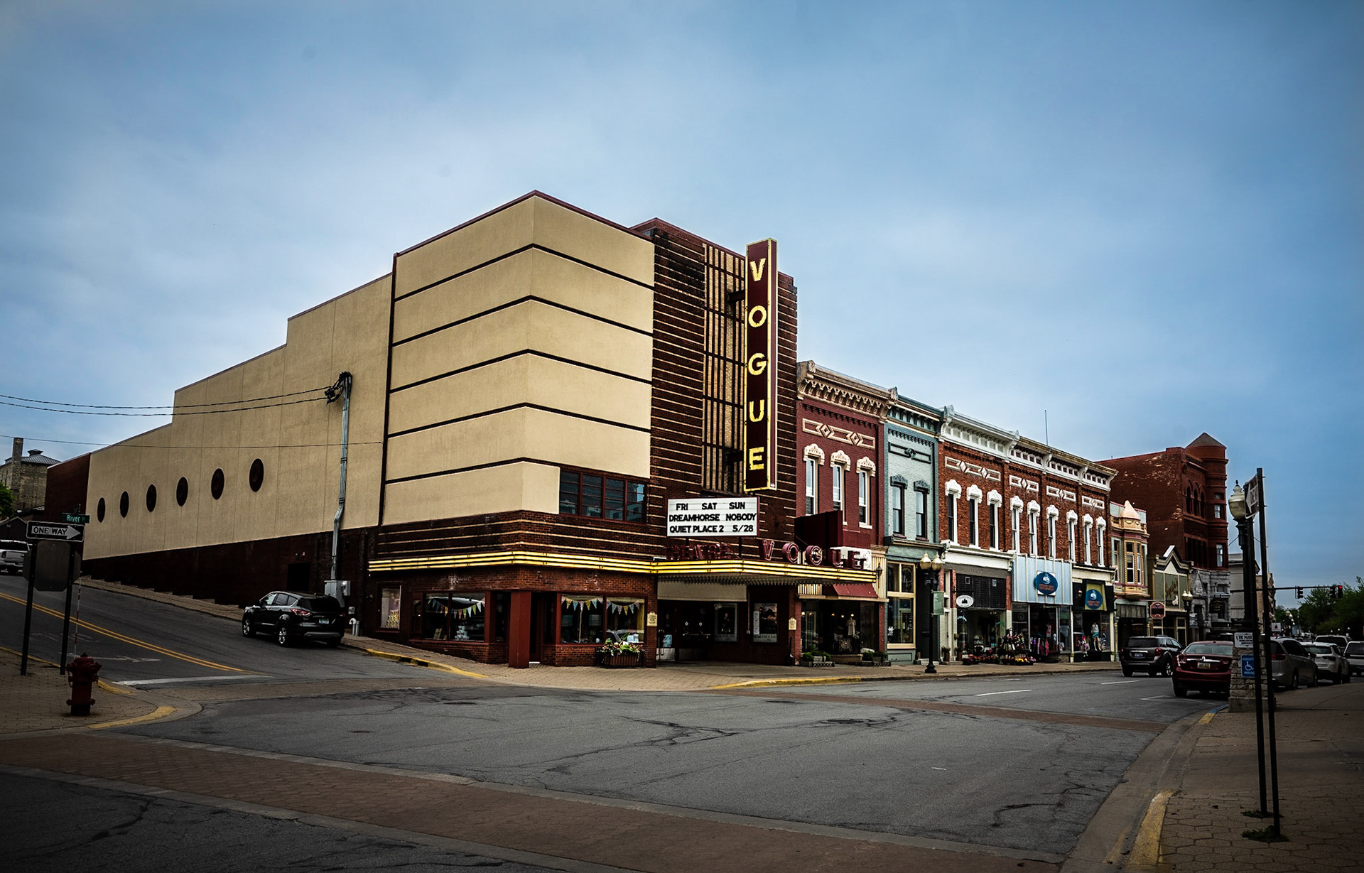 Manistee MI Downtown 15