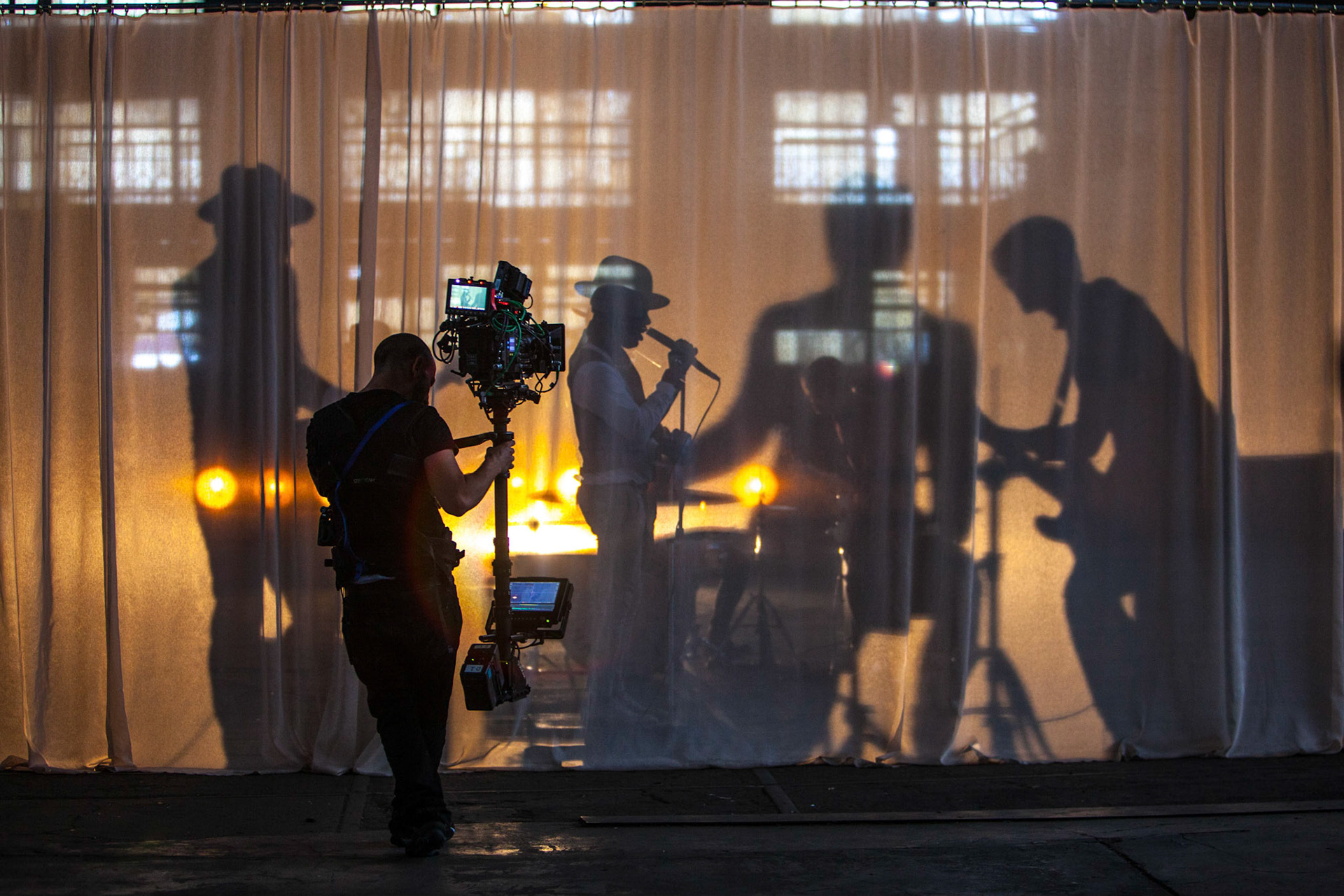 VINTAGE TROUBLE - MERCY