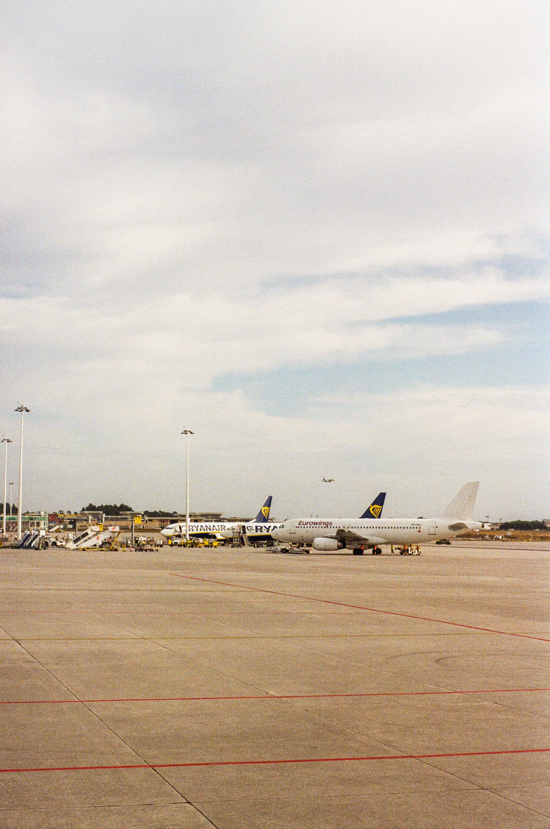 Aeropporto do Porto, 4000, Porto, Nord, Portugal, 2025 (Argentique)