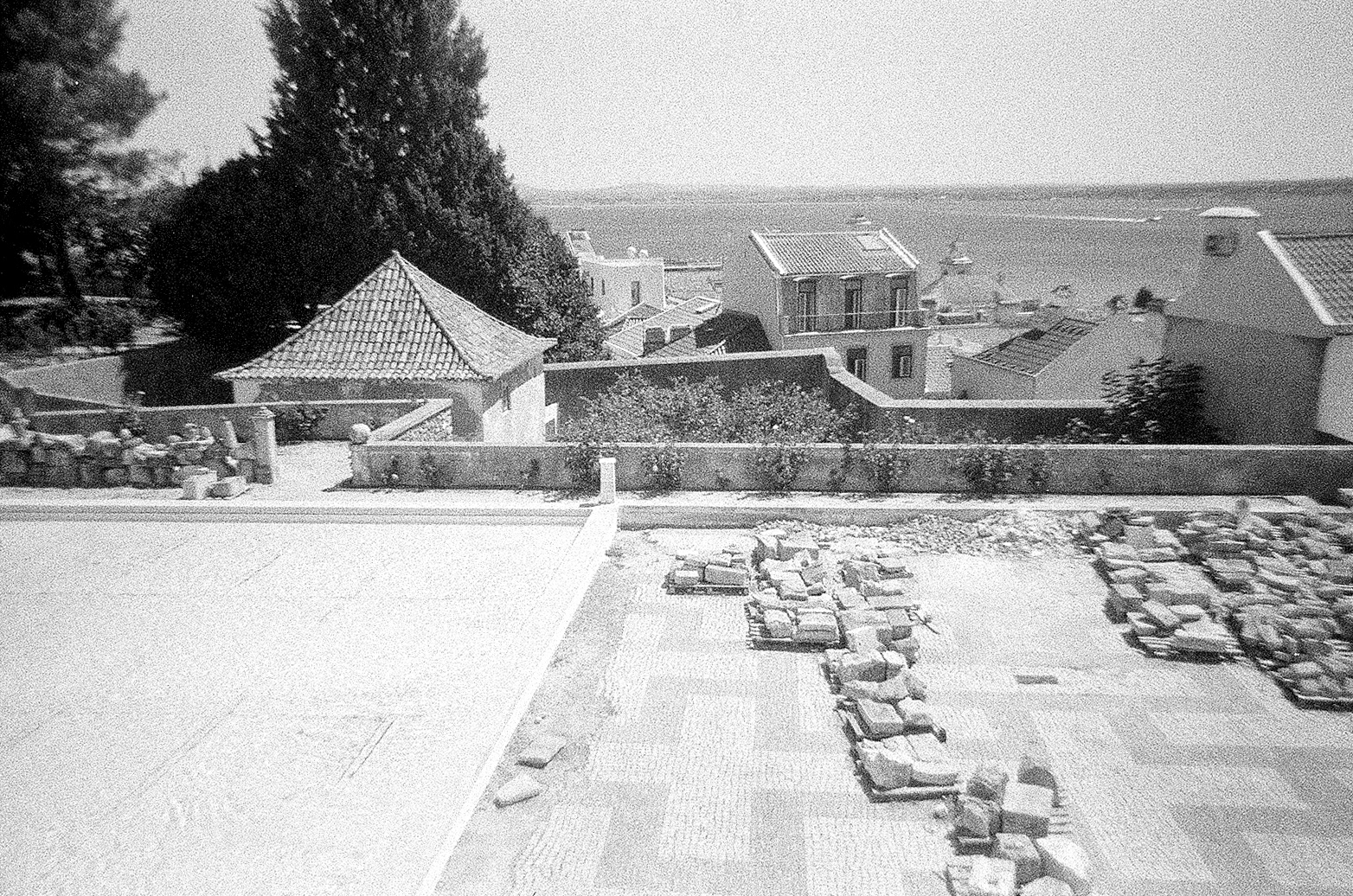 1000, Lisbonne, Grand Lisbonne, Paris, 2023 (Argentique)