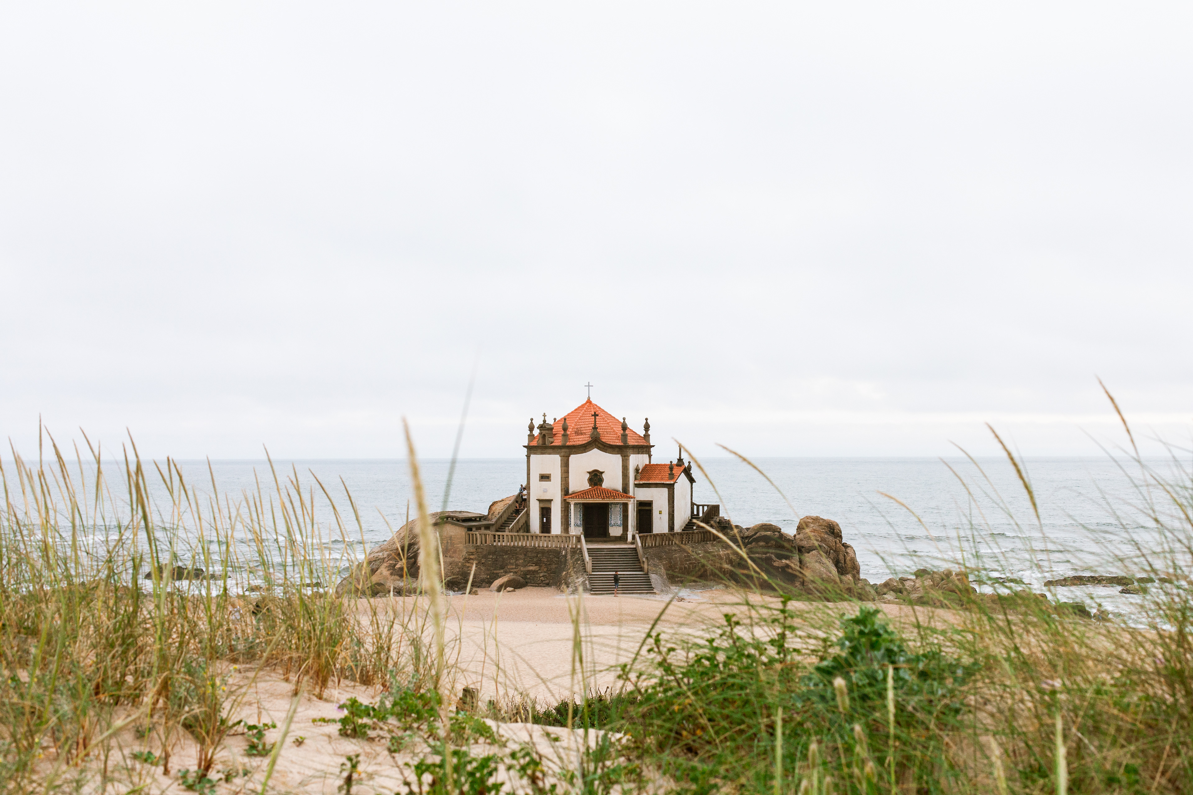 Capela do Senhor da Pedra, 4400, Vila Nova de Gaia, Nord, Portugal, 2023 (Numérique)