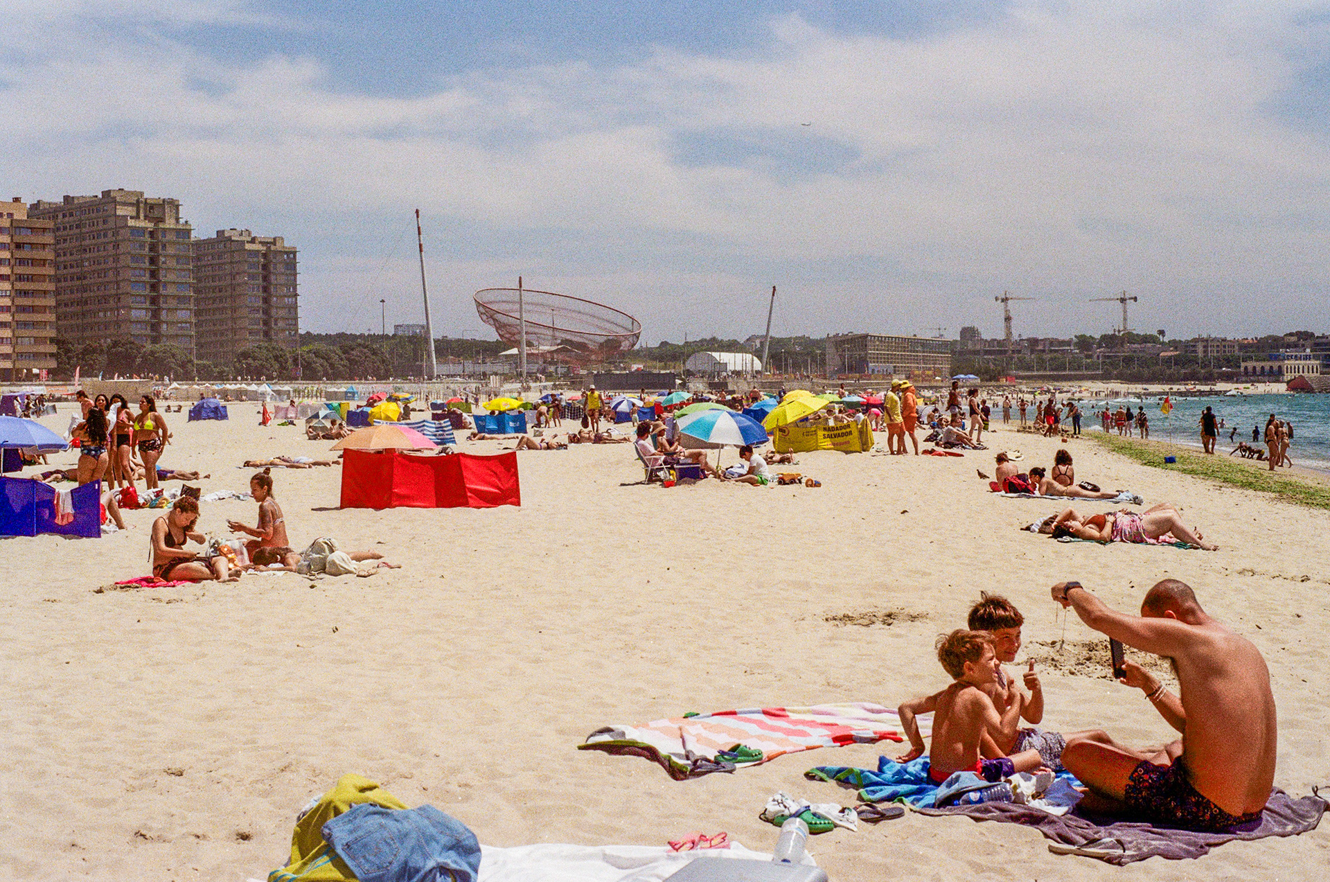 4450, Matosinhos, Nord, Portugal, 2025 (Argentique)