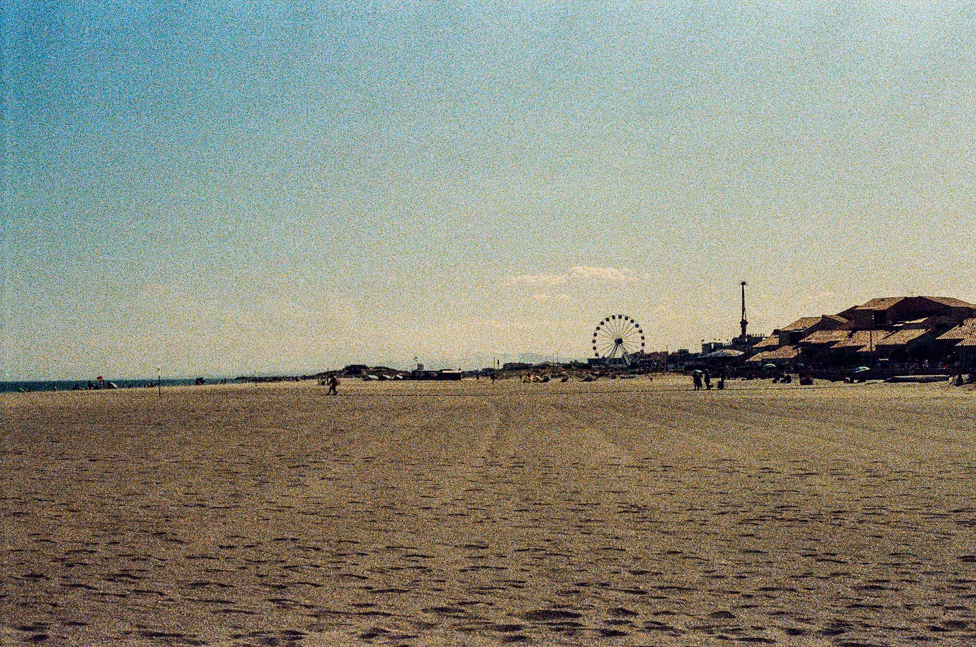 11100, Narbonne plage, Narbonne, Aude, Occitanie, France, 2025 (Argentique)
