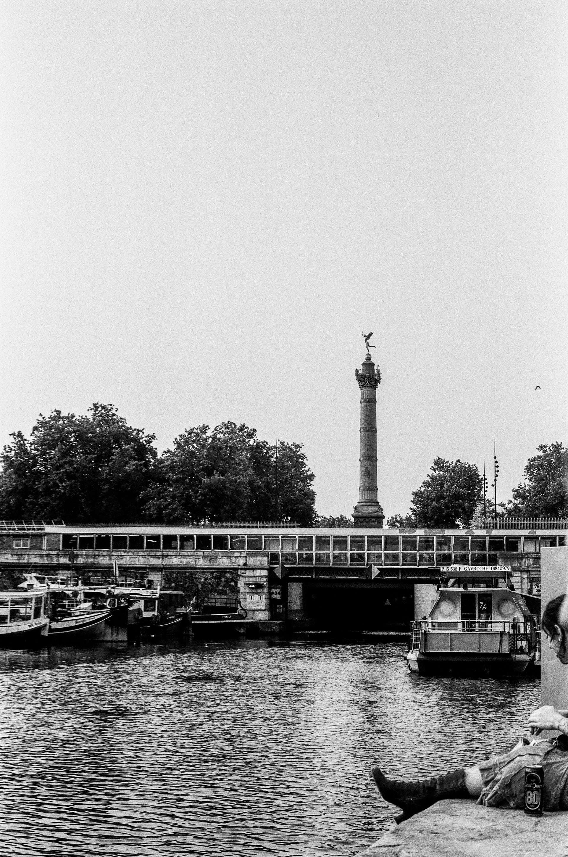 Canal Saint-Martin (côté Bastille), 75011, Paris, Ile-de-France, France, 2025 (Argentique)