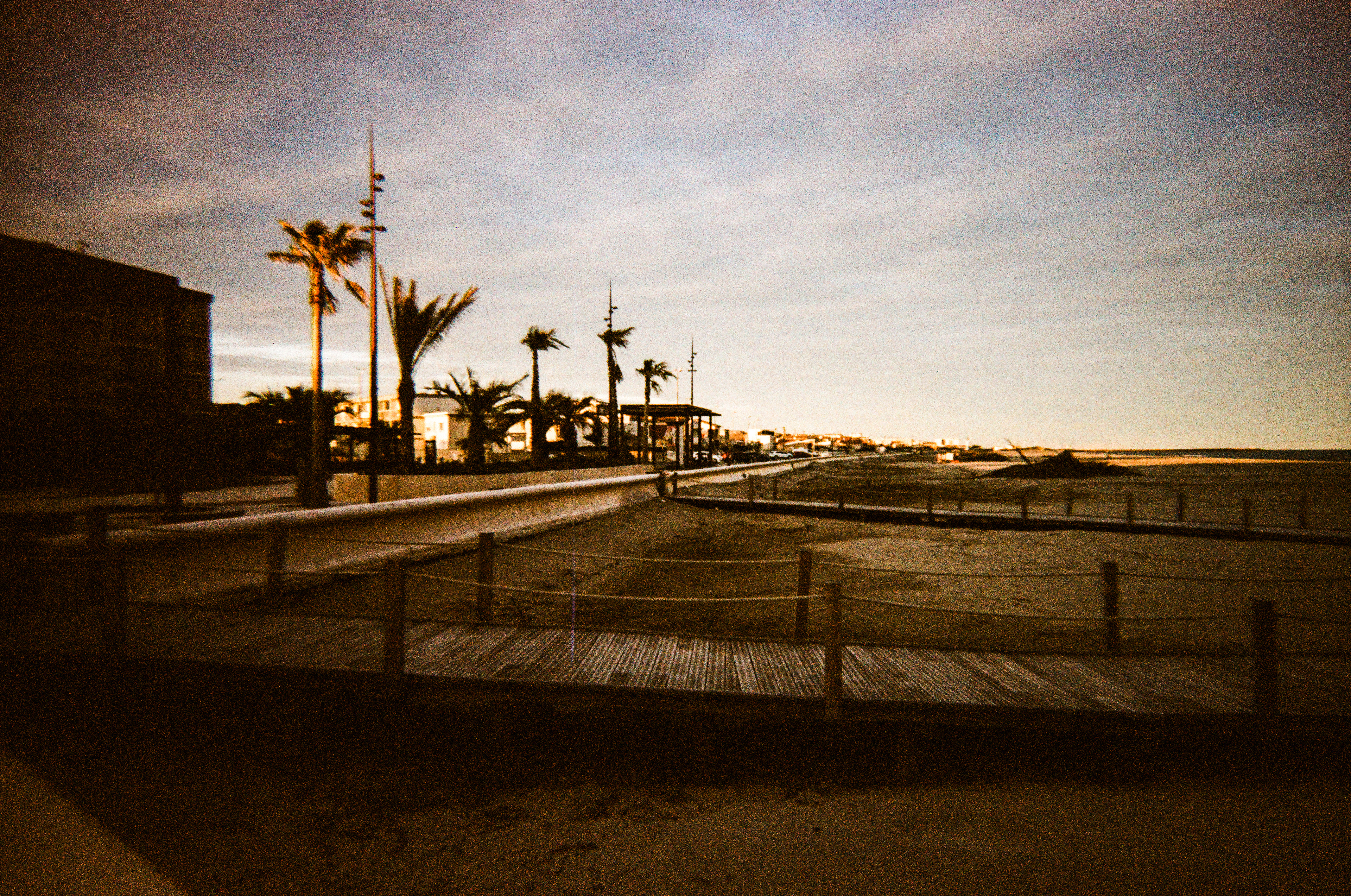 11100, Narbonne plage, Narbonne, Aude, Occitanie, France, 2026 (Argentique)