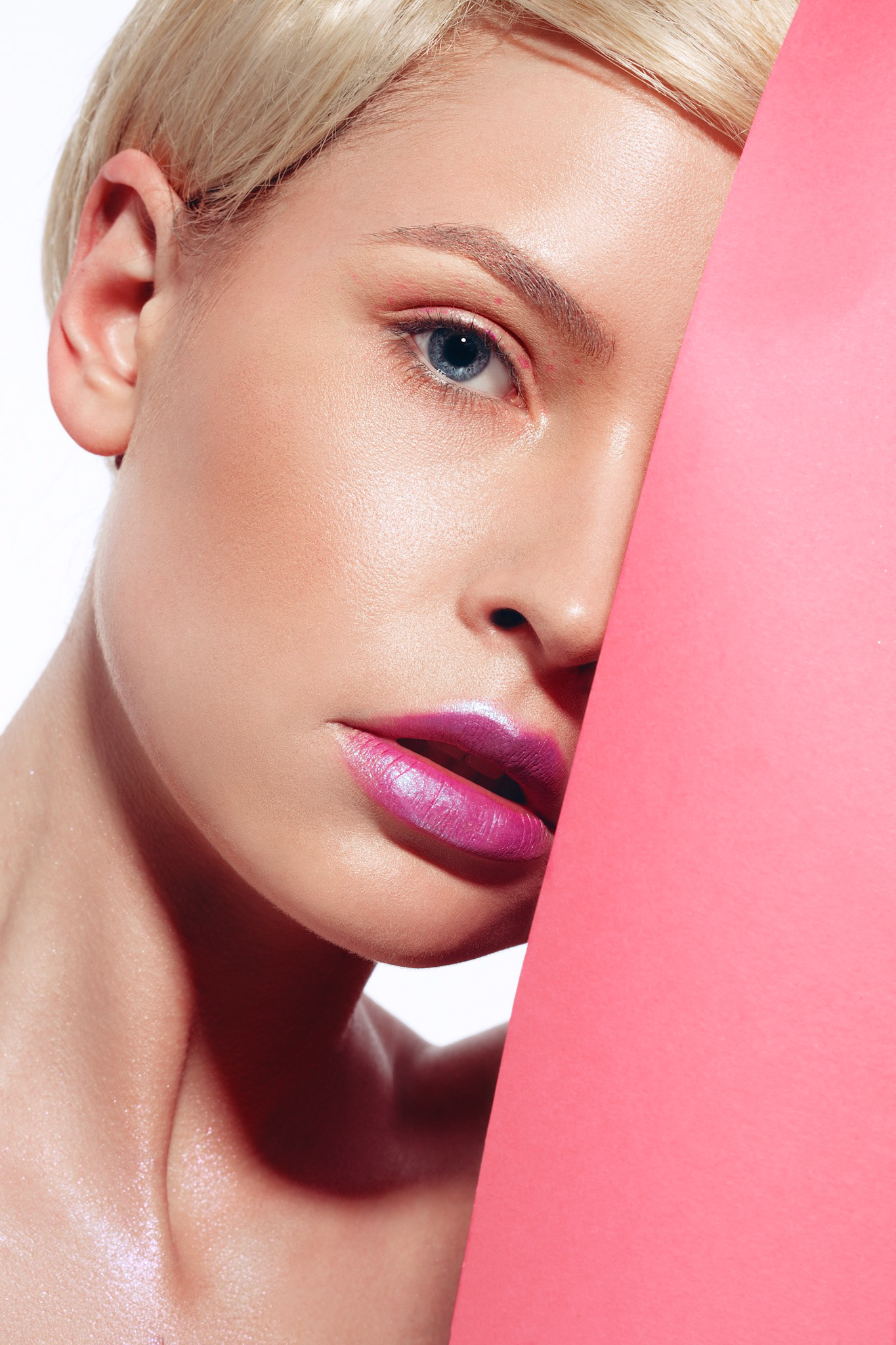 Beauty shot by Tiberiu Arsene.