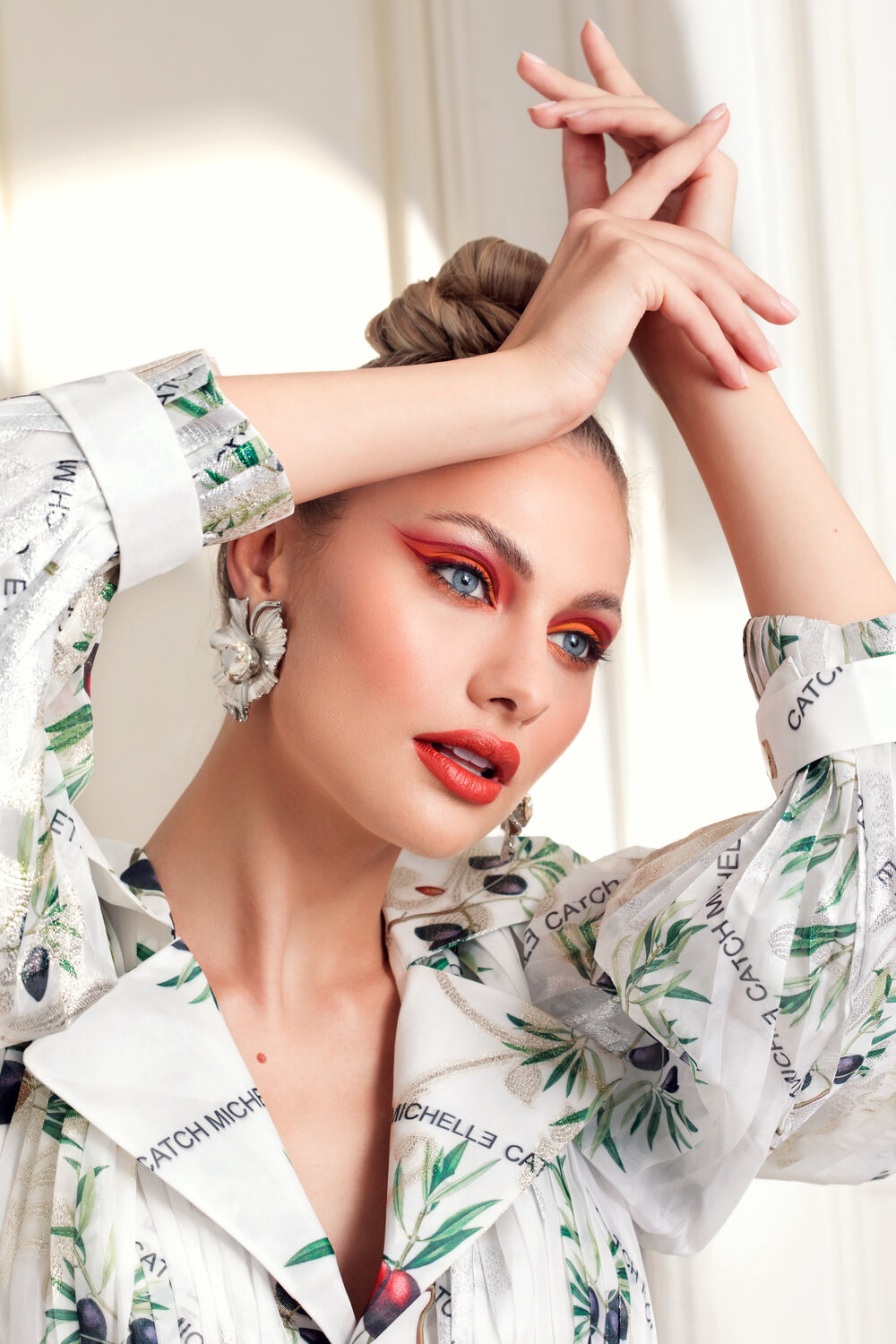 Beauty shot by Tiberiu Arsene with Raluca Mos.