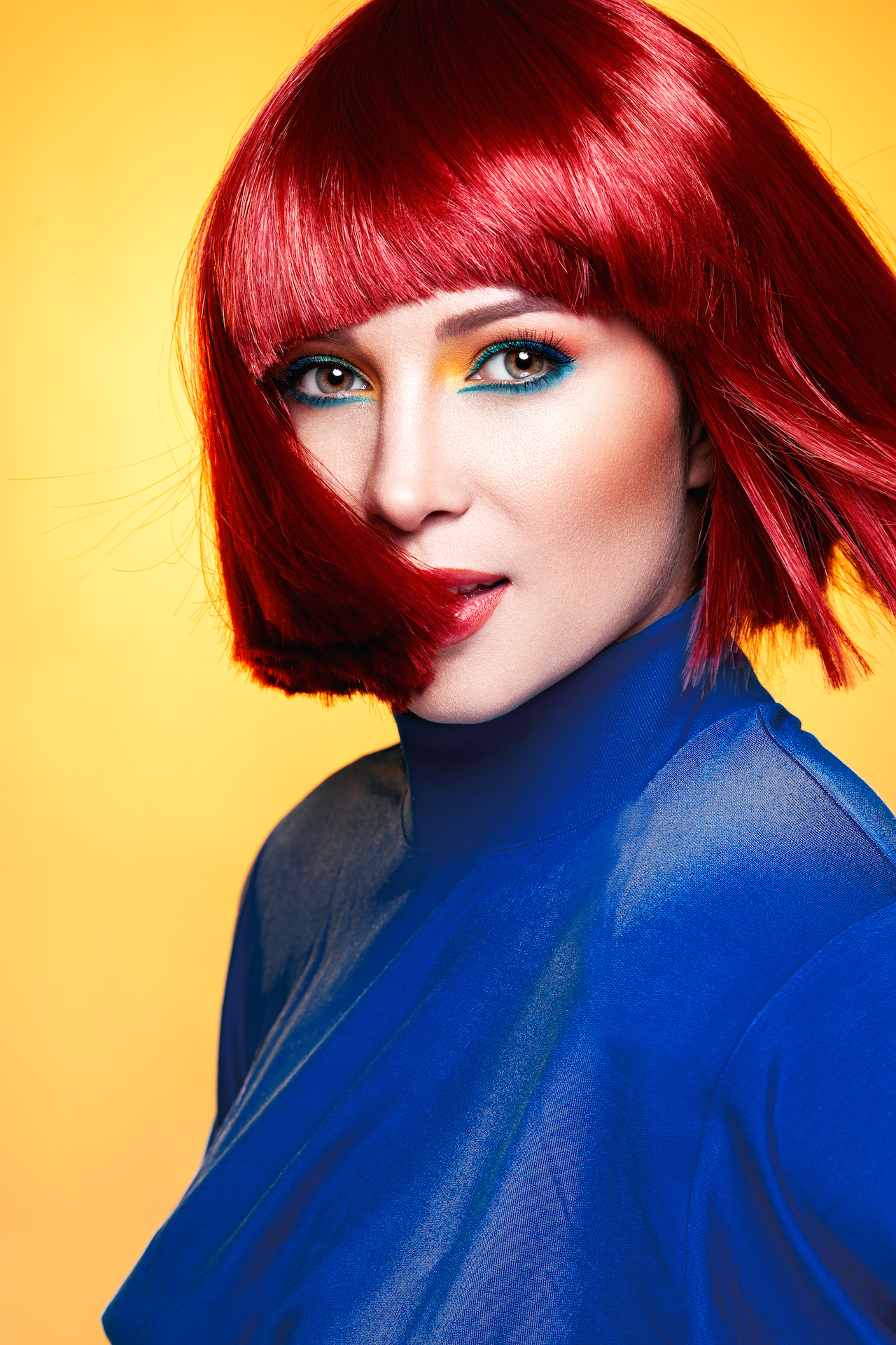Beauty shot by Tiberiu Arsene with Lora for Unica.
