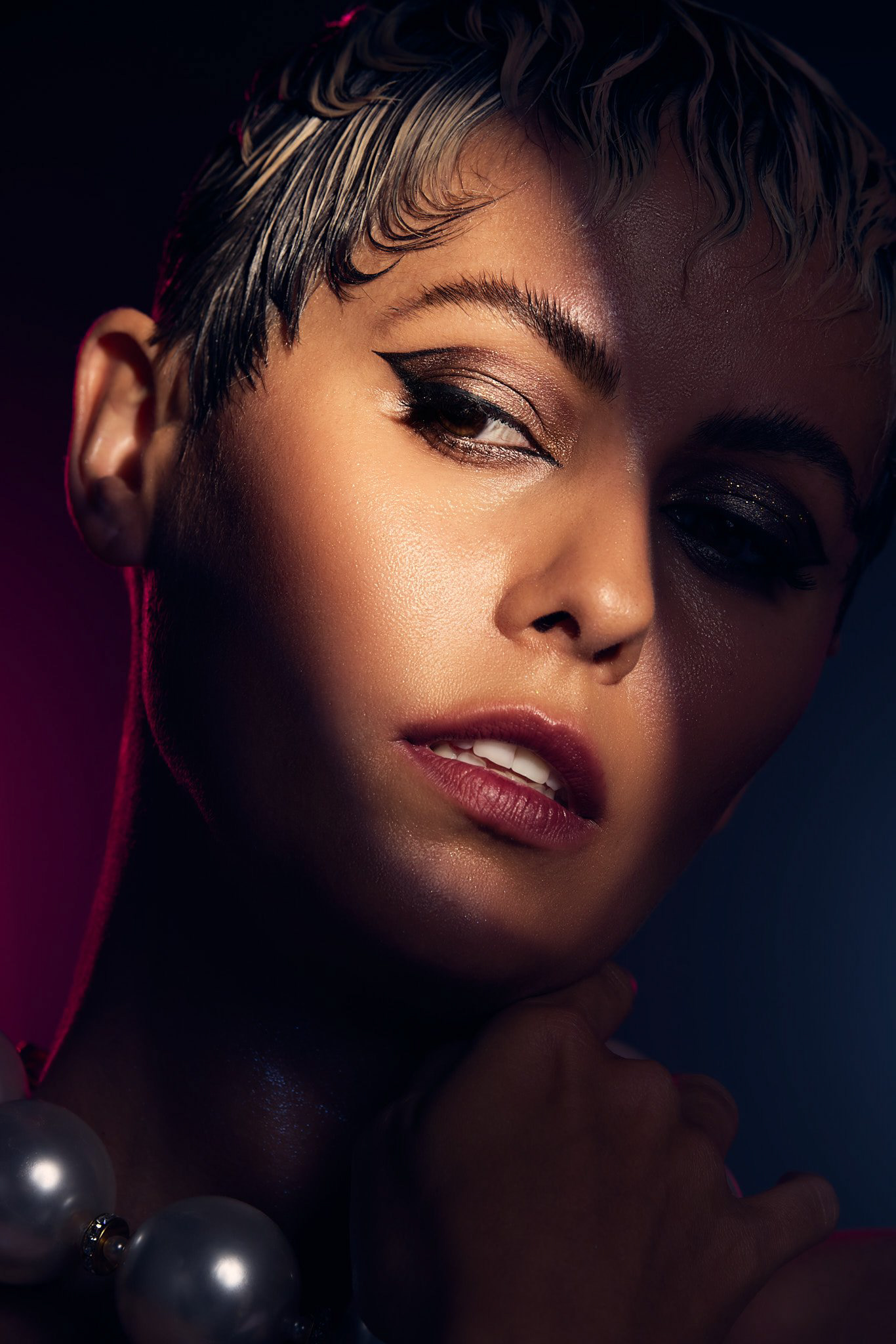 Beauty shots by Tiberiu Arsene, for Revista Viva.