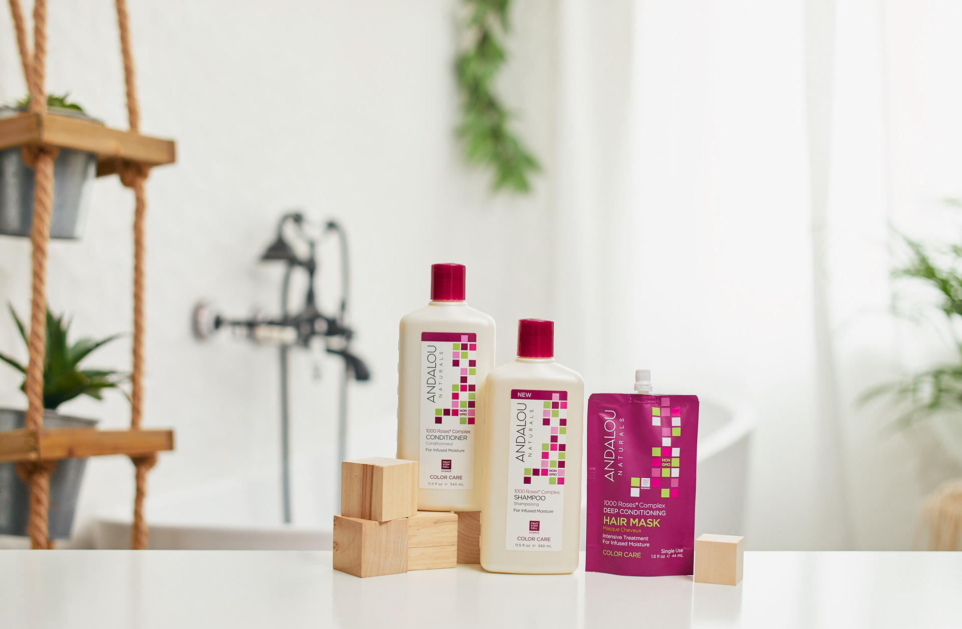 Product shots by Tiberiu Arsene, shot for Secom Andalou Naturals.