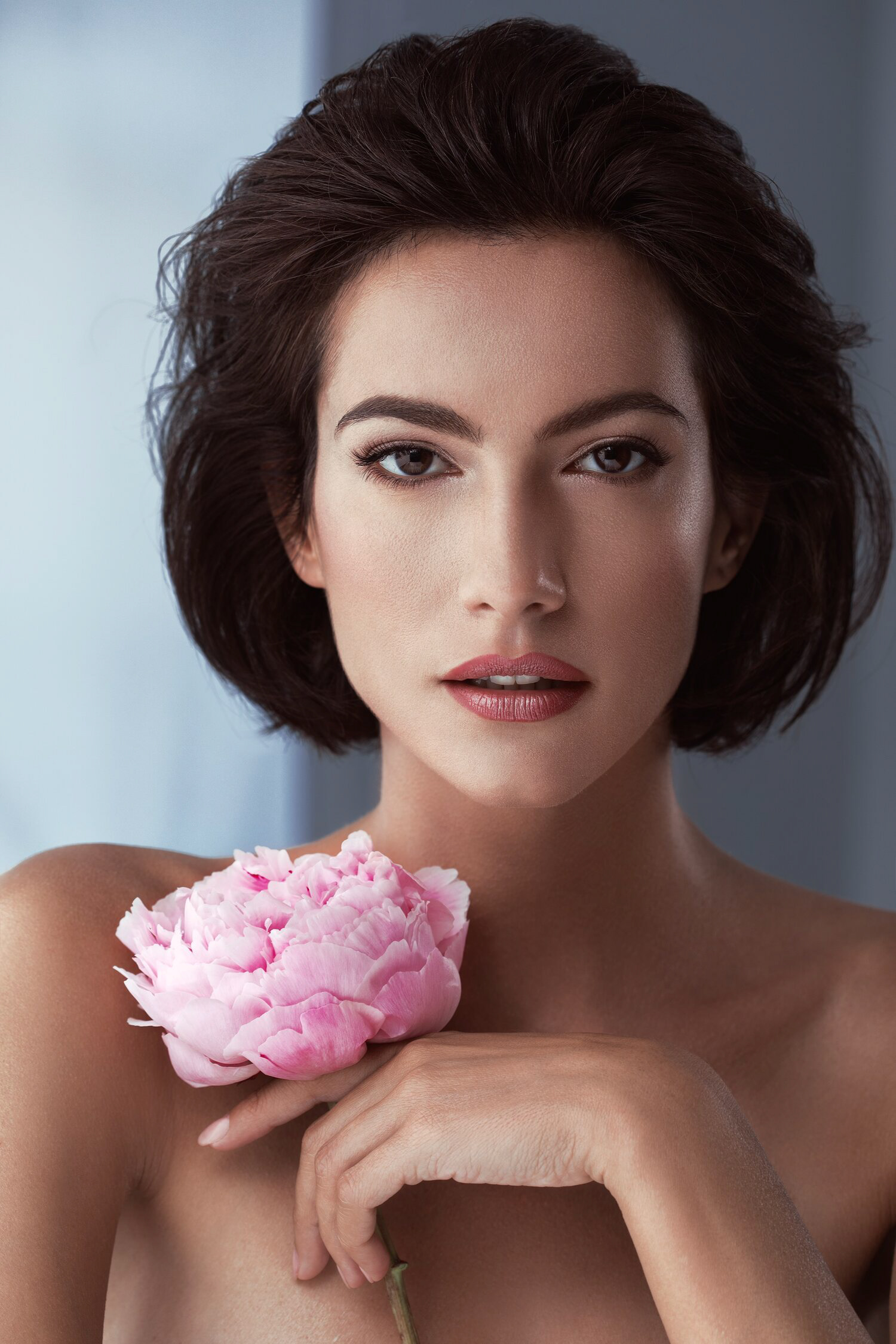 Beauty shot by Tiberiu Arsene with Maria Bata for Revista Nunta.