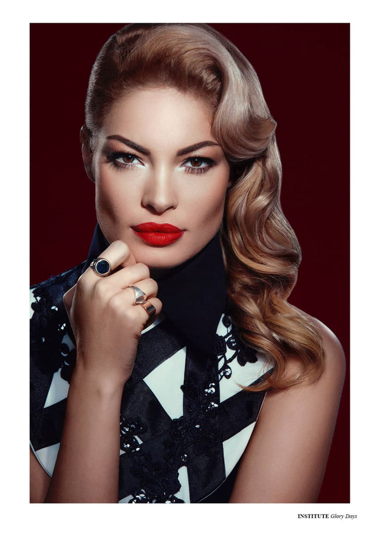 Beauty shot by Tiberiu Arsene with Valentina Pelinel for Institute Magazine.