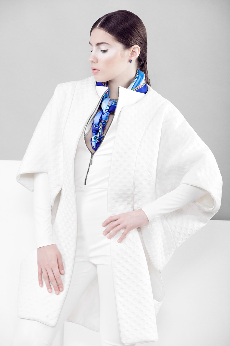 Commercial shot by Tiberiu Arsene for Alexandra Calafeteanu.