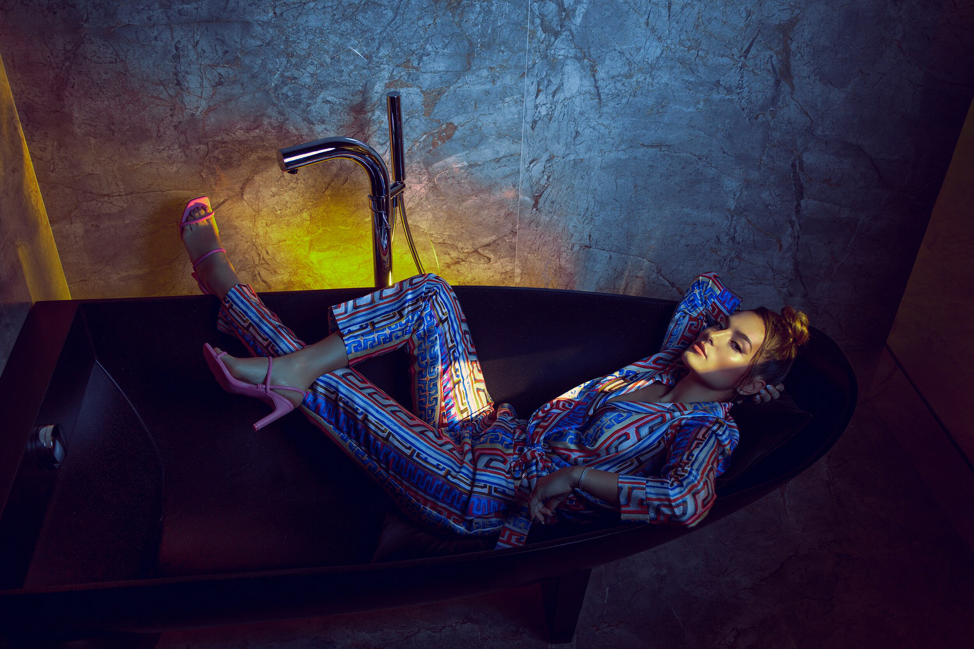 Fashion shot by Tiberiu Arsene.