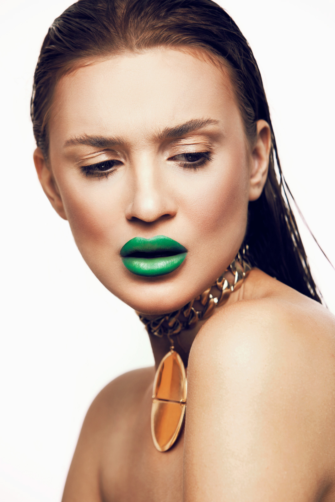 Beauty shot by Tiberiu Arsene with Celina F for Les Professionels.