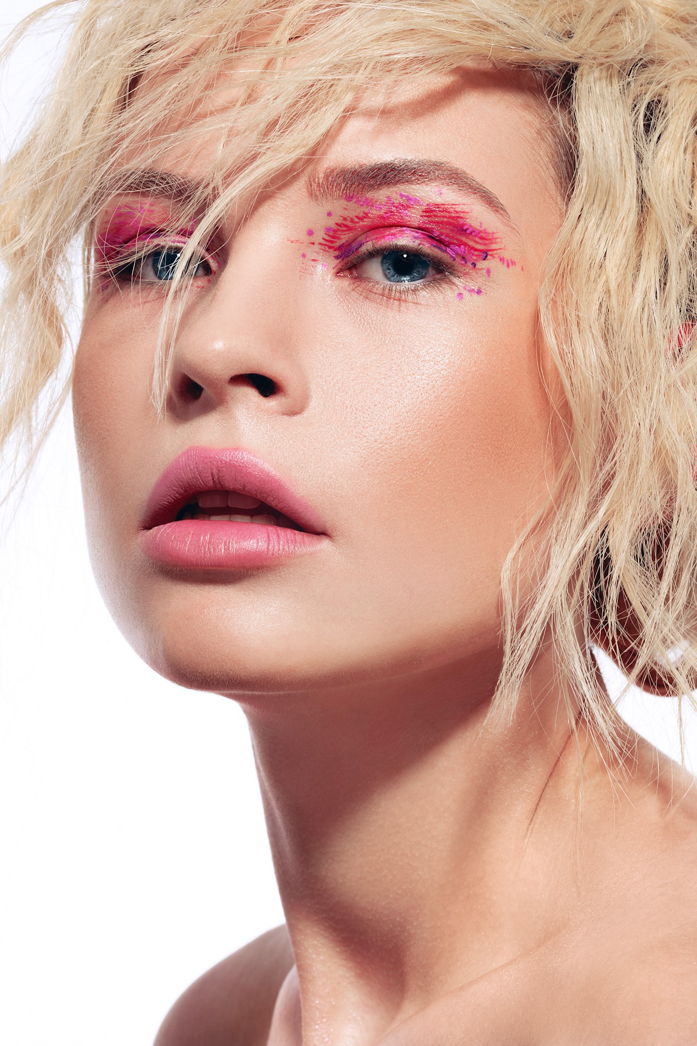 Beauty shot by Tiberiu Arsene.