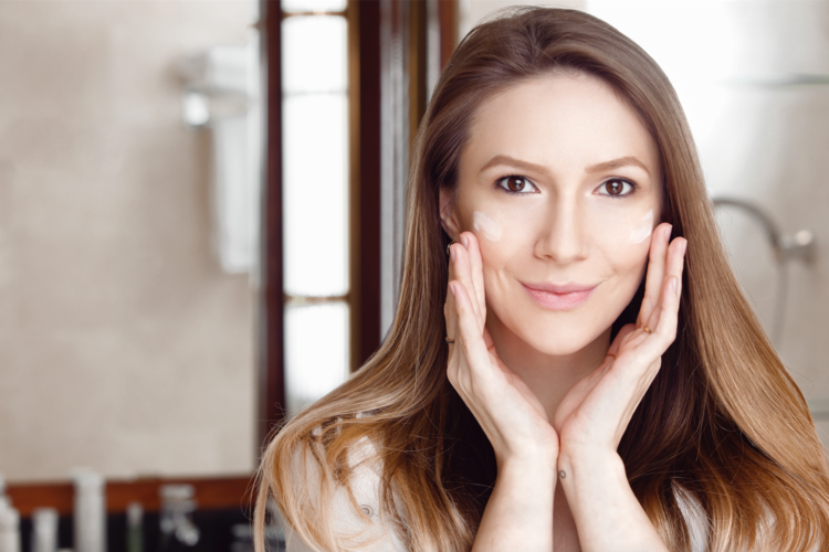 Commercial shot by Tiberiu Arsene with Adela Popescu for Oriflame.
