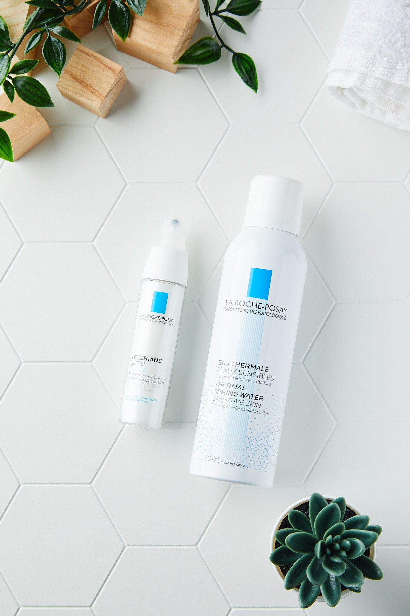Product shots by Tiberiu Arsene, shot for La Roche Posay.