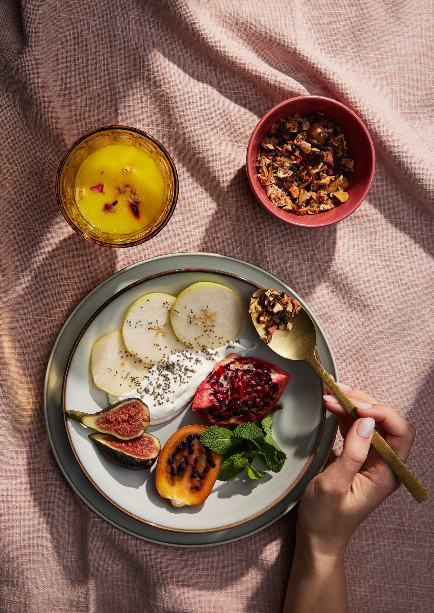 Product shots by Tiberiu Arsene, shot for Delhaize.