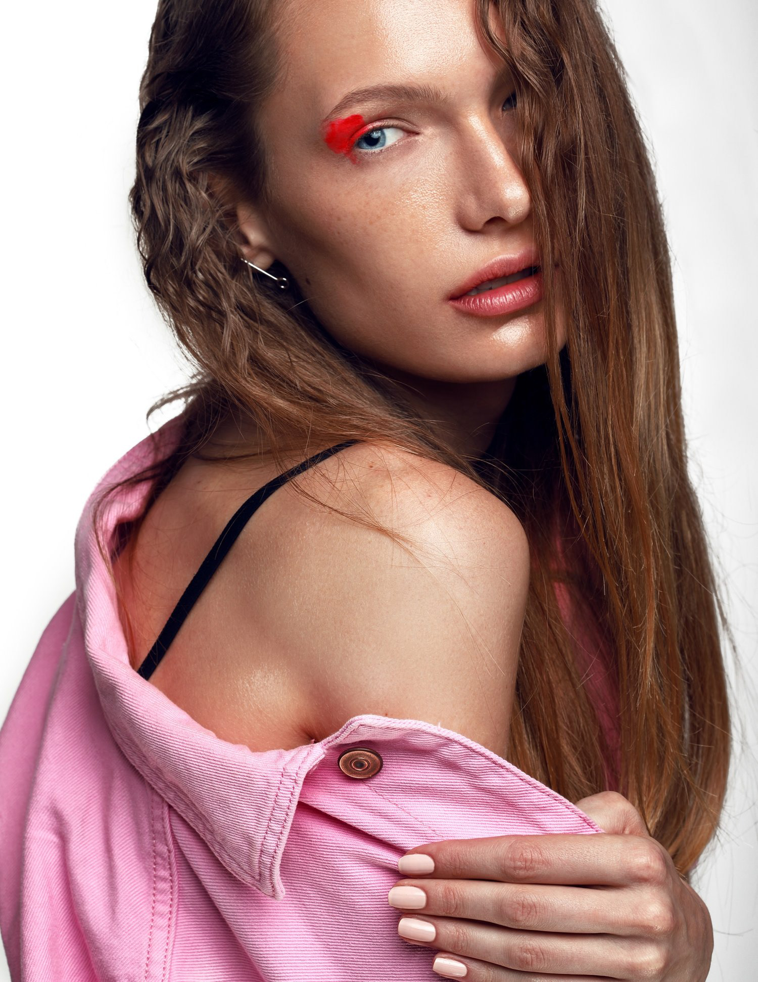 Beauty shot by Tiberiu Arsene.