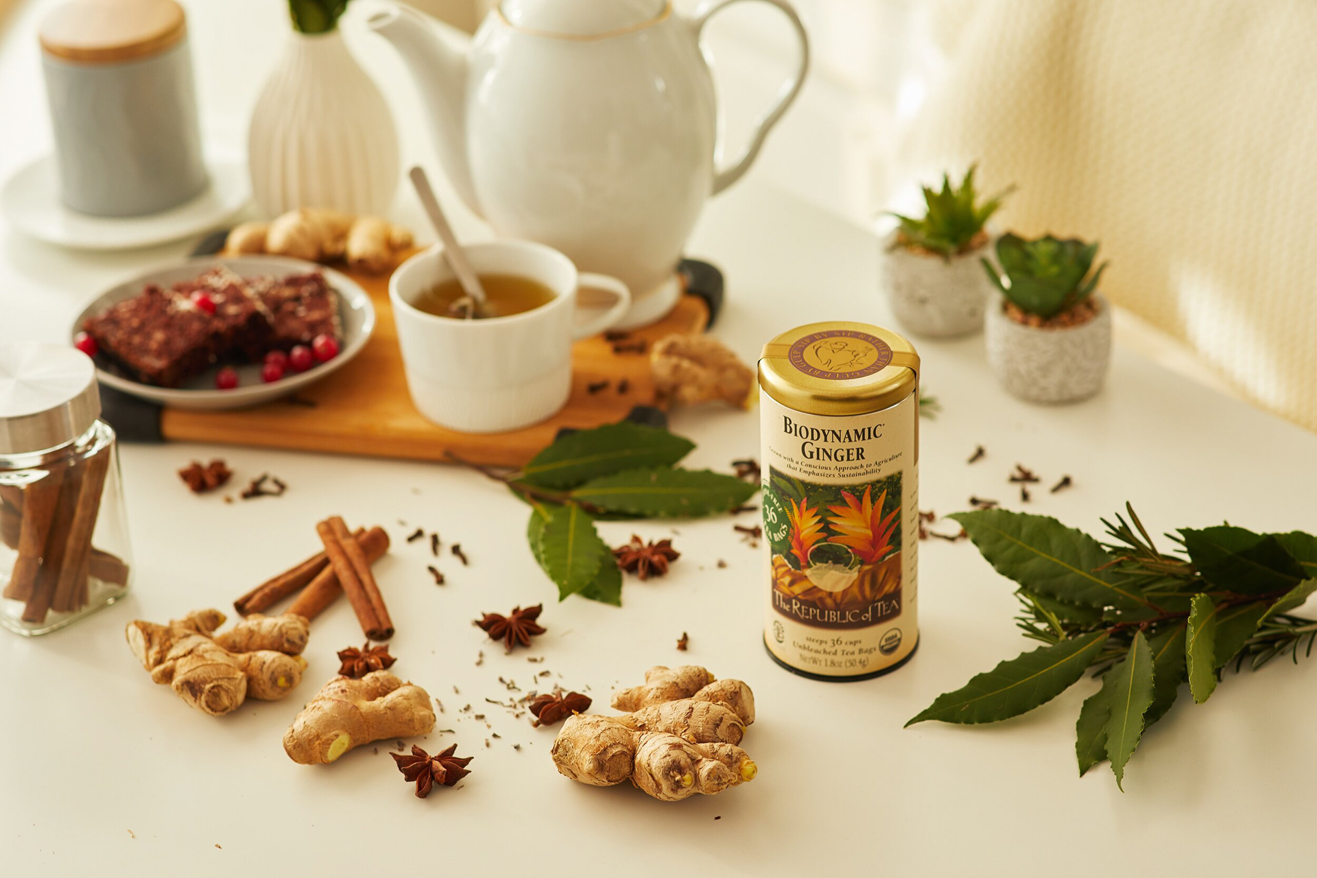Product shots by Tiberiu Arsene, shot for Secom Republic of Tea.