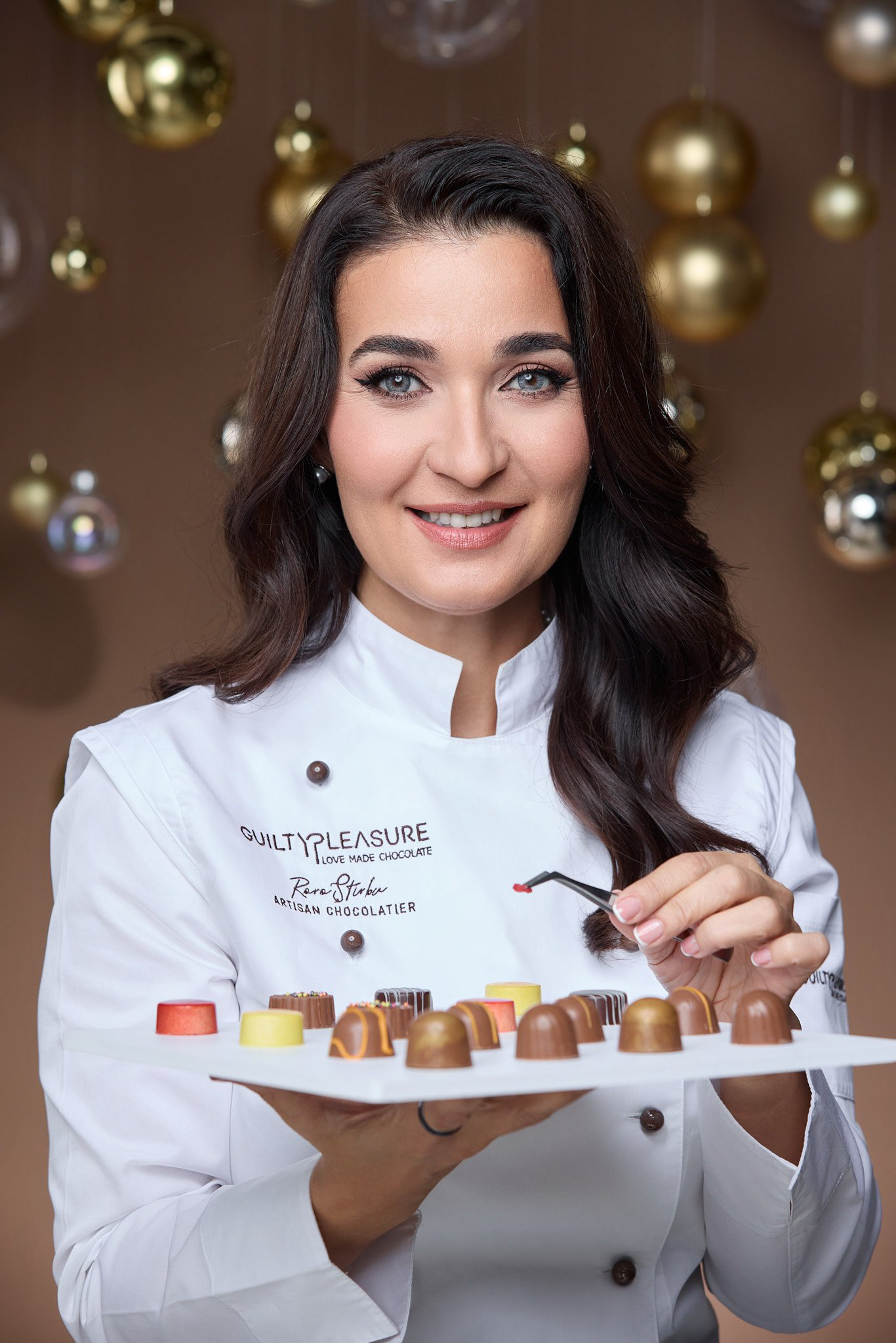 Commercial portrait by Tiberiu Arsene, shot for Roxana Stirbu.