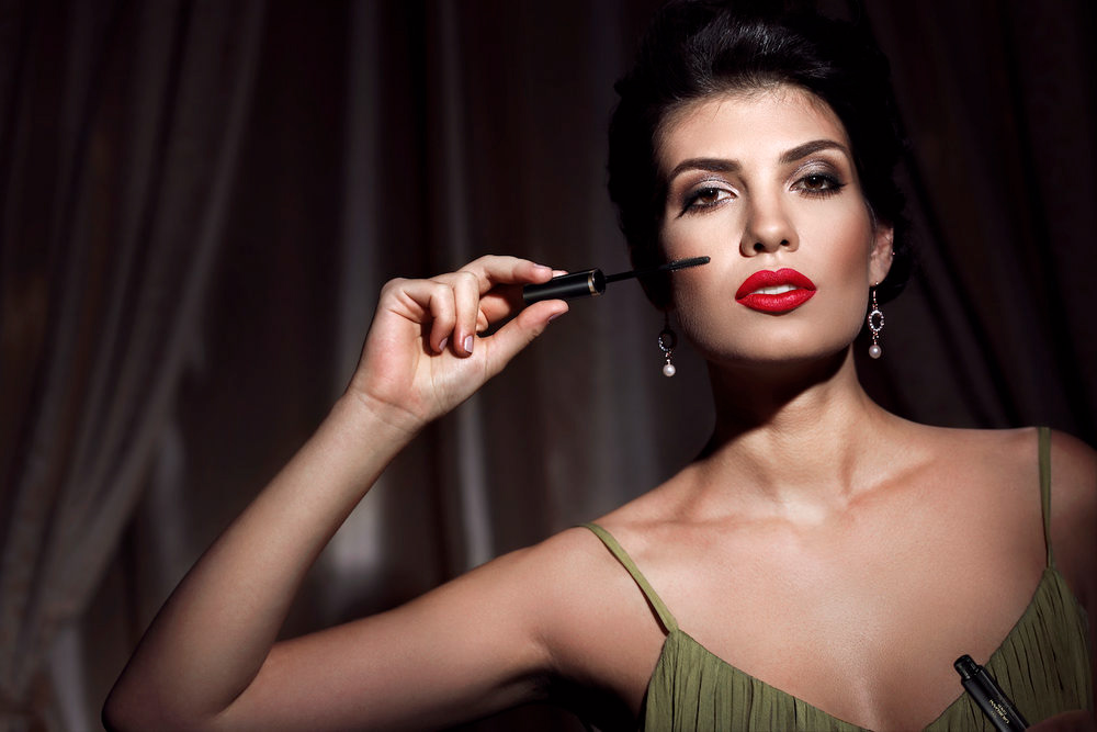 Commercial shot by Tiberiu Arsene for Oriflame - Giordani Gold.