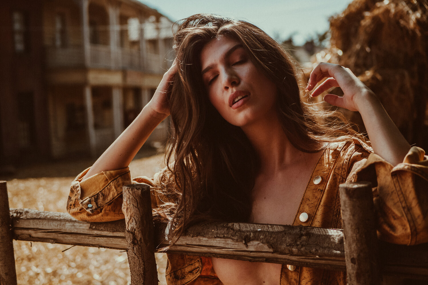 Fashion shot by Tiberiu Arsene.