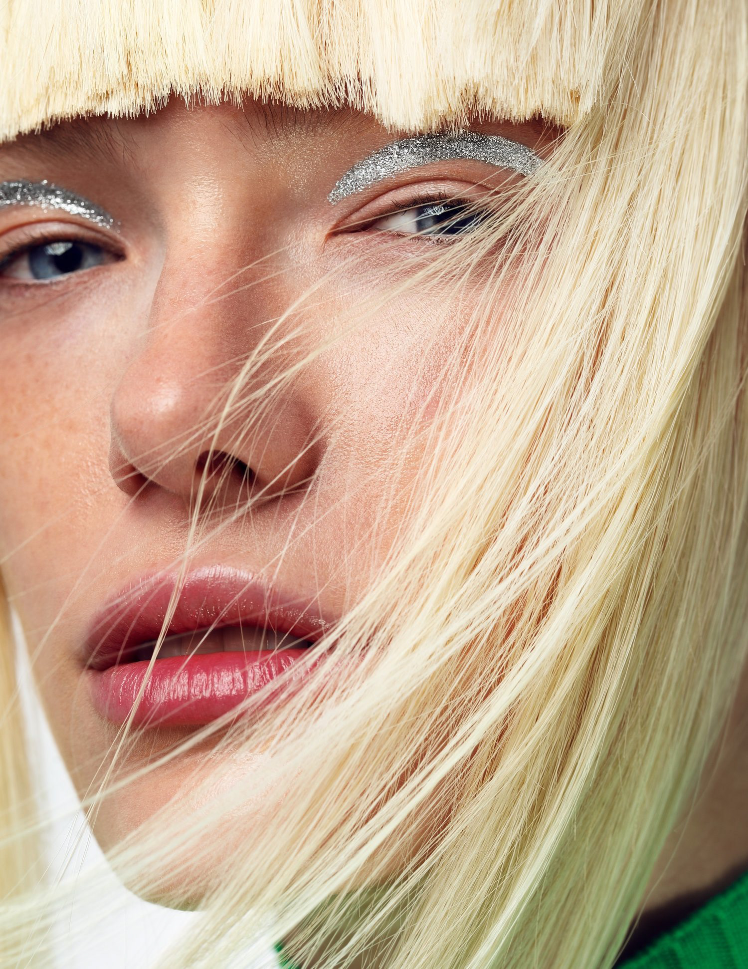 Beauty shot by Tiberiu Arsene.