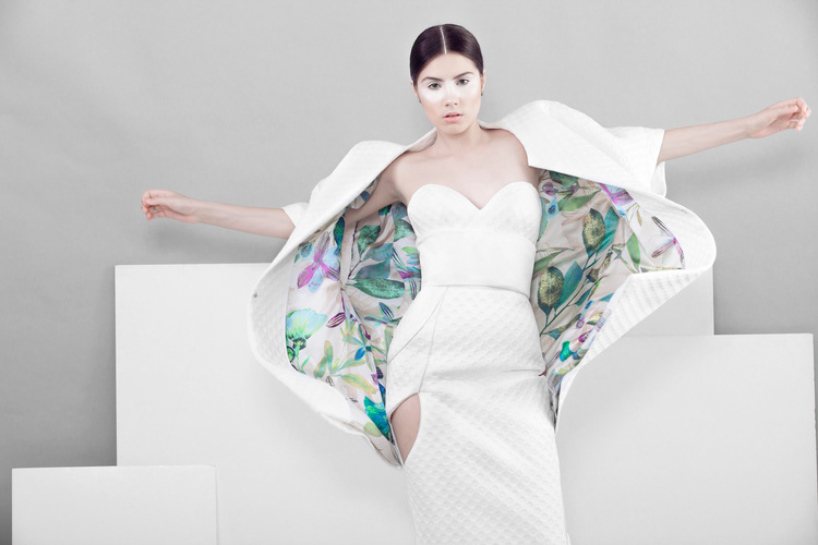 Commercial shot by Tiberiu Arsene for Alexandra Calafeteanu.