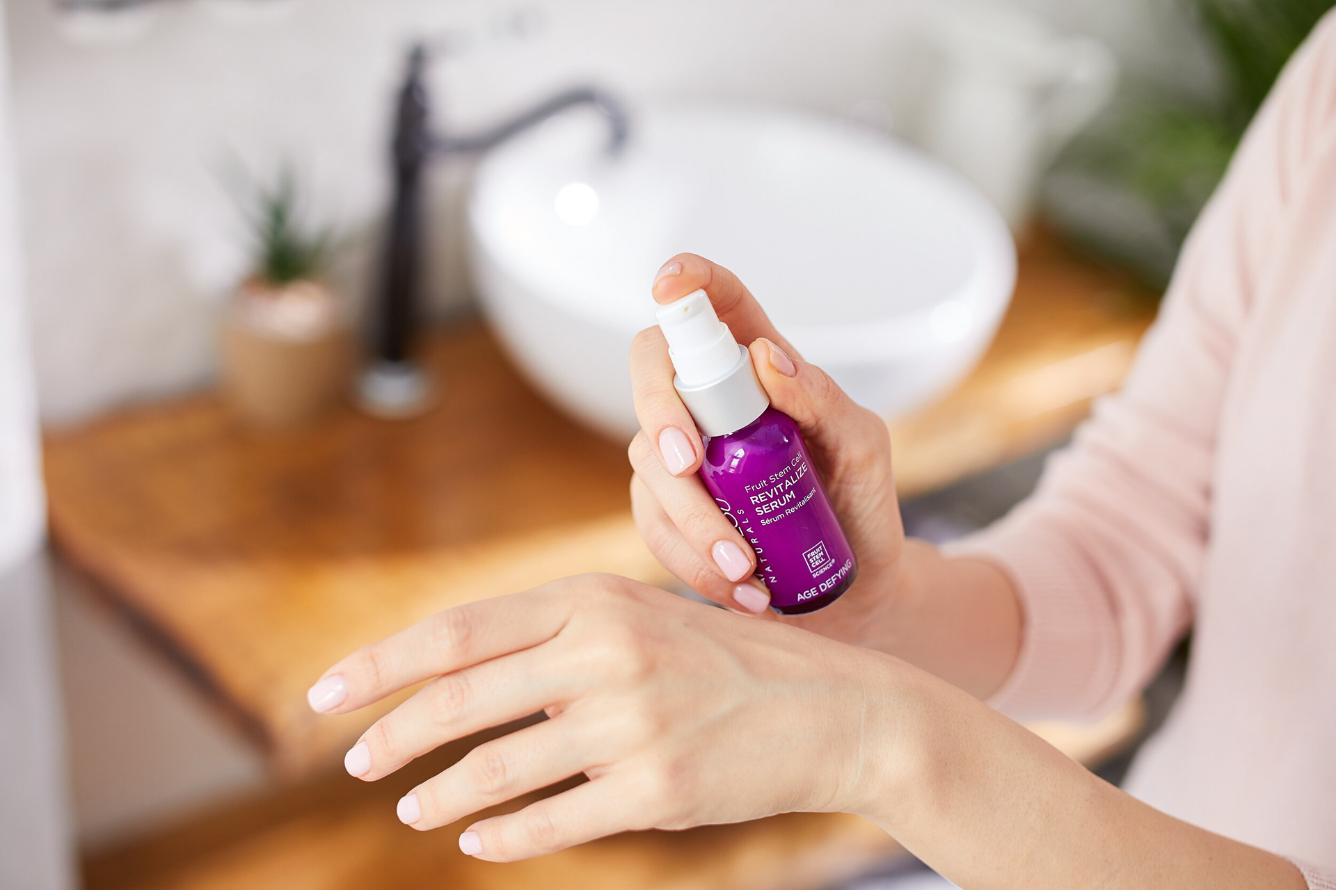 Product shots by Tiberiu Arsene, shot for Secom Andalou Naturals.