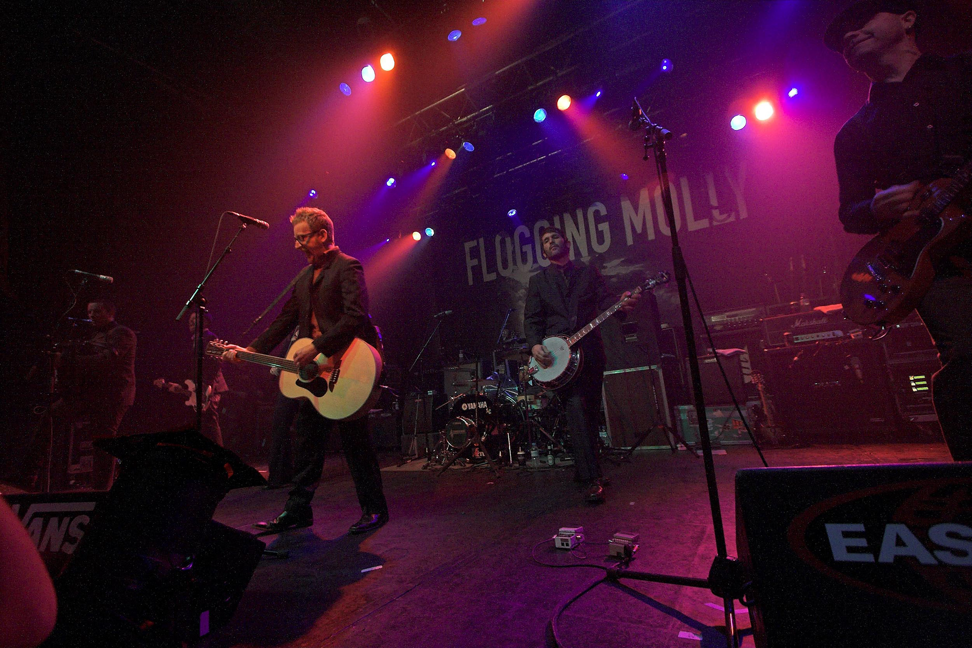 Flogging Molly 2005